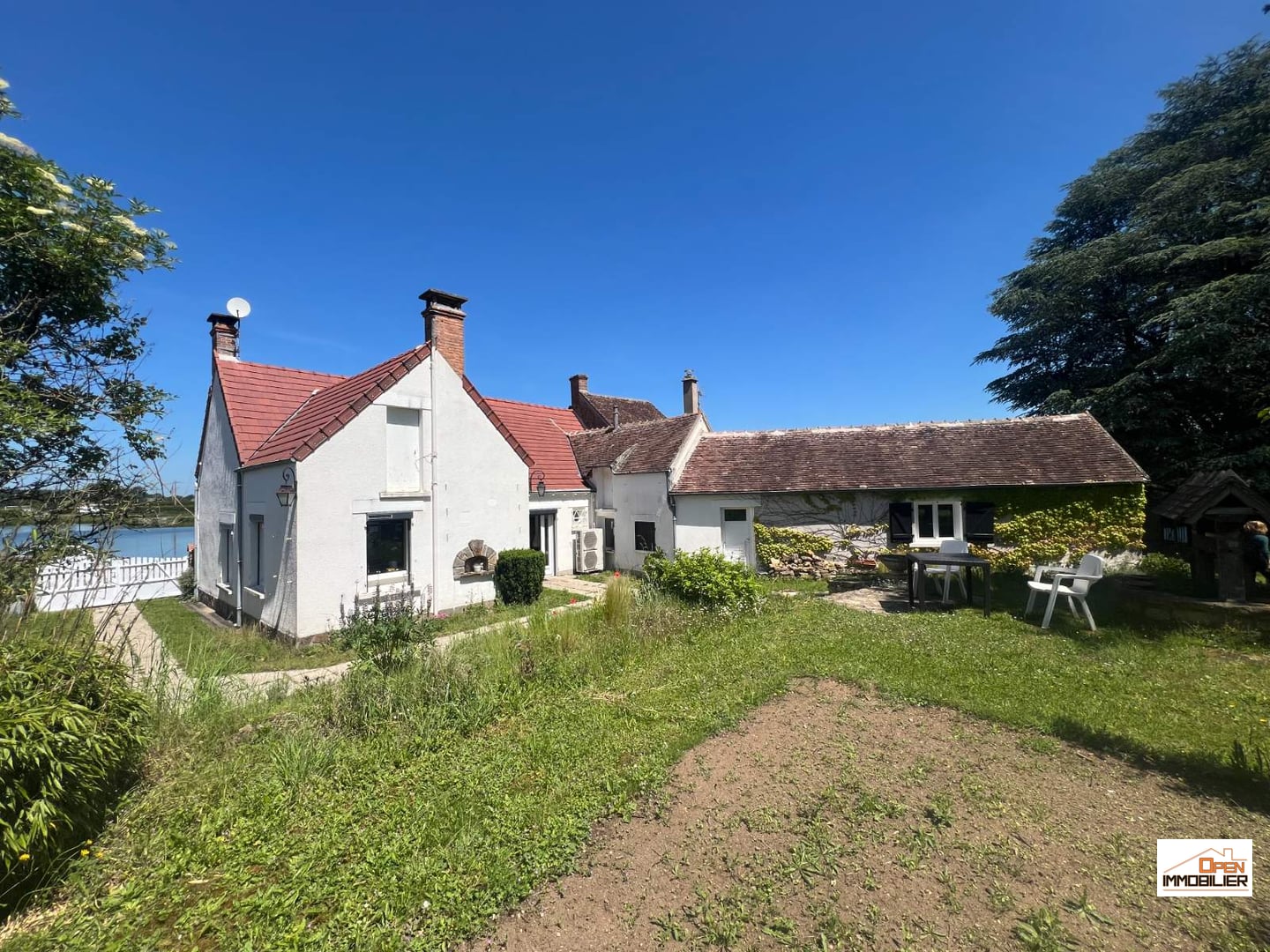 Maison de plain pied avec vue sur étang !