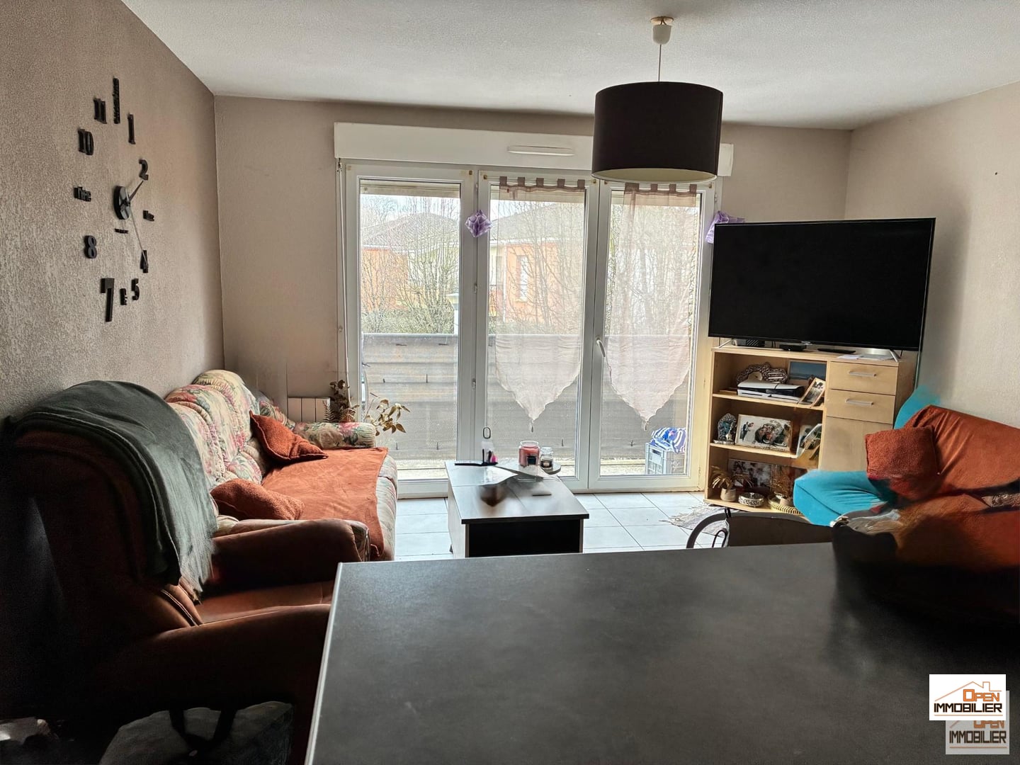 APPARTEMENT AVEC PARKING ET JARDIN