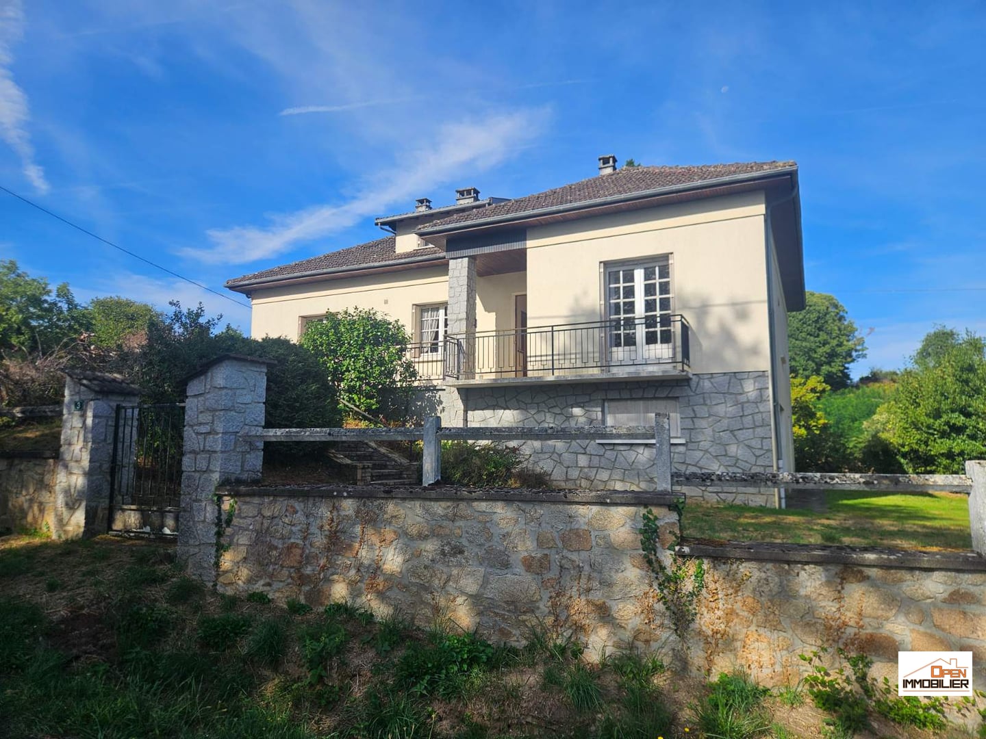 Maison sur sous-sol total - Saint-Denis-des-Murs