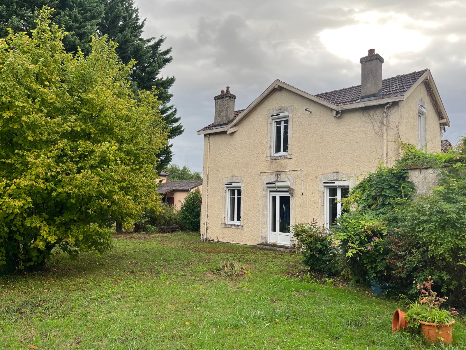 Maison avec jardin