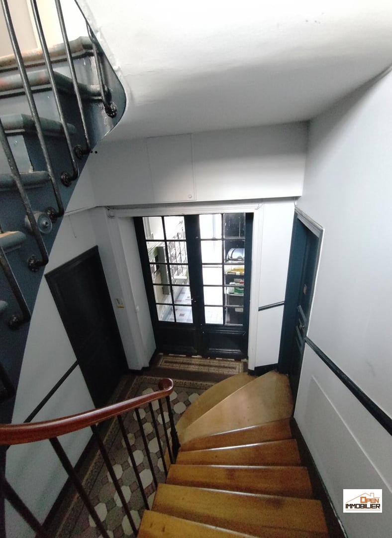 APPARTEMENT DE CHARME – T2 -PARIS COURBEVOIE - Courbevoie