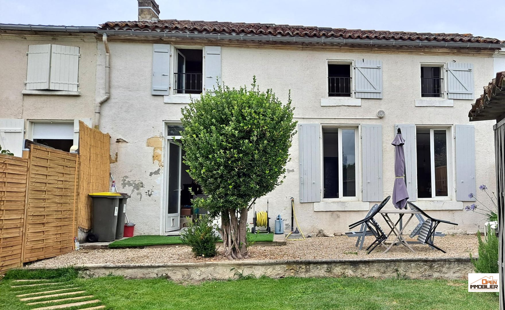 Maison avec jardin