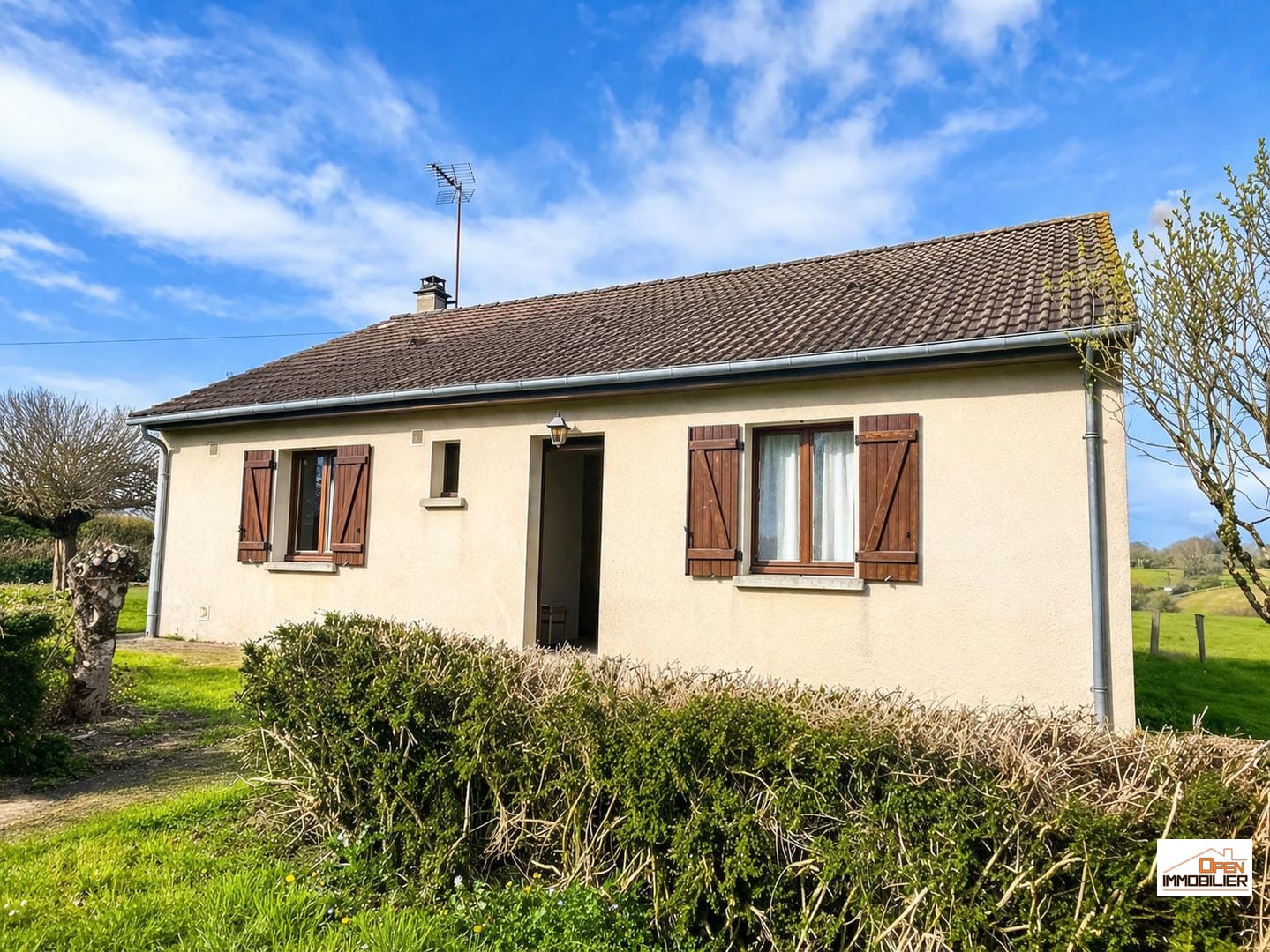 Corps de Ferme – Sans voisin – NOUZIERS 23350 – Creuse Limite Indre (36)