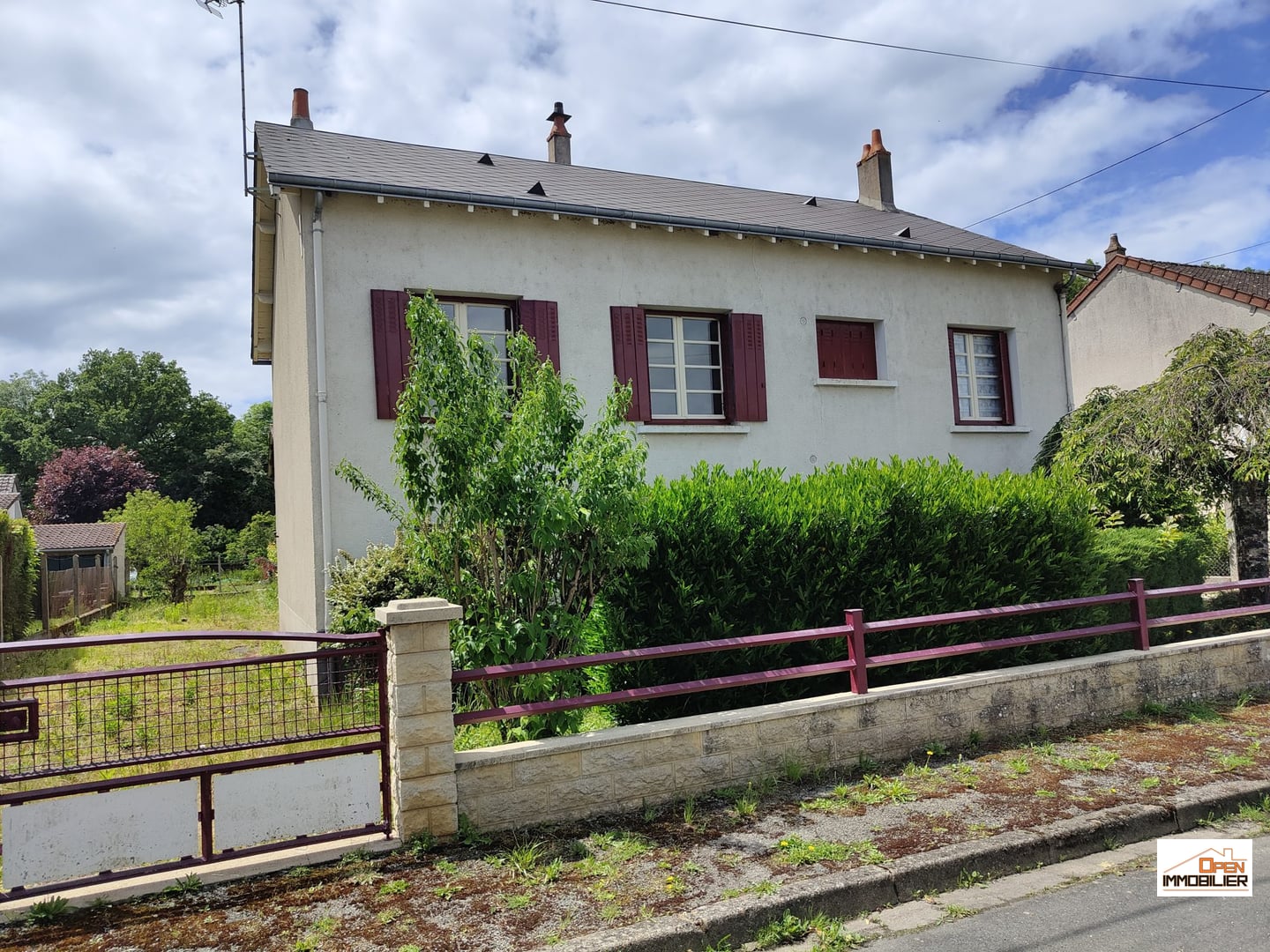 Maison de bourg avec atelier !