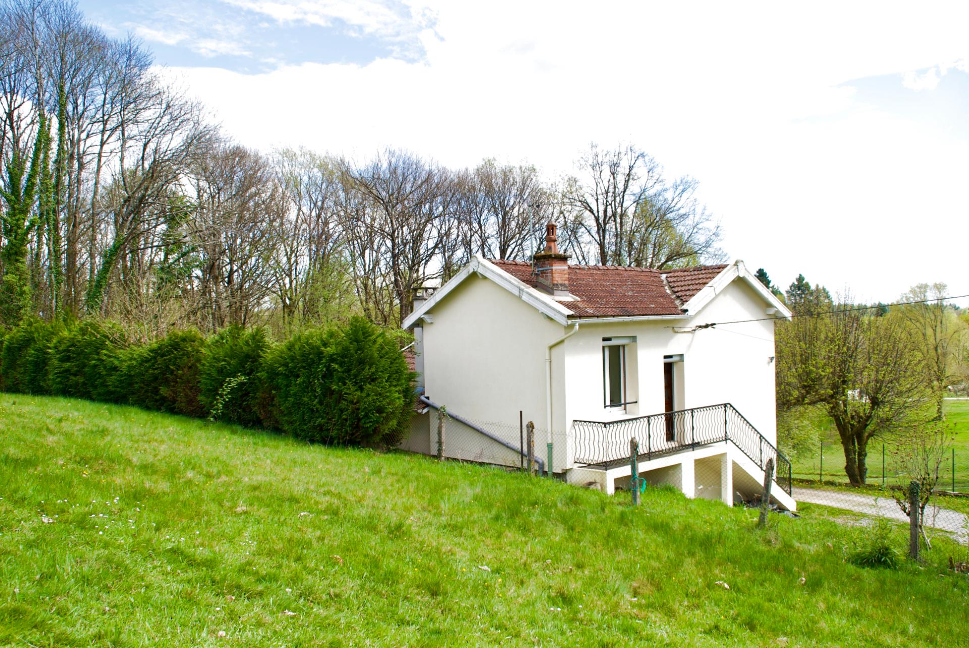 AMAZAC - MAISON 4 PIECES - 60 m2 -145 000 €