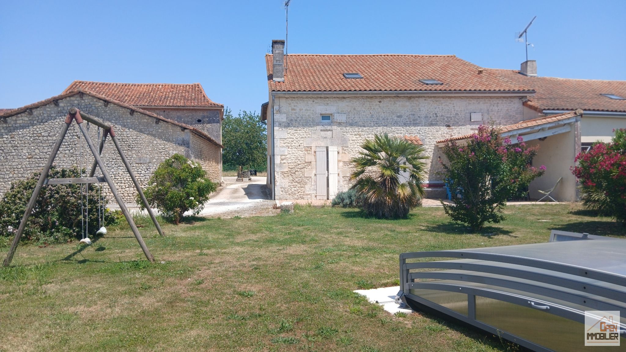 Maison rénovée, 4 chambres, piscine