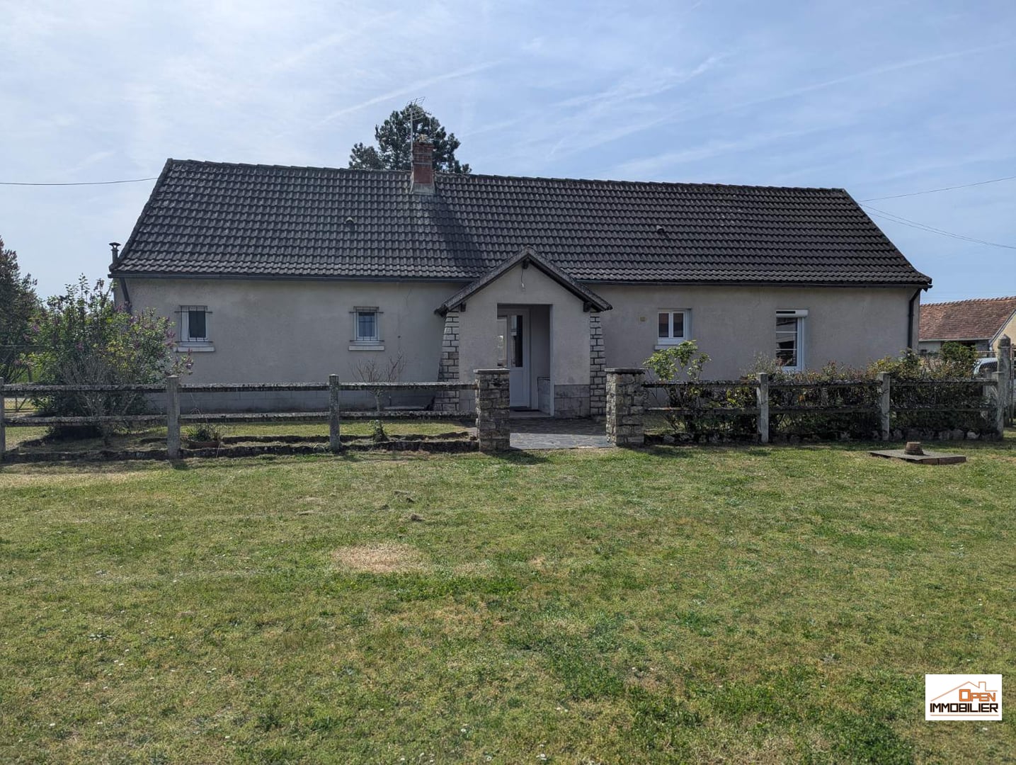 Maison de campagne avec dépendances !