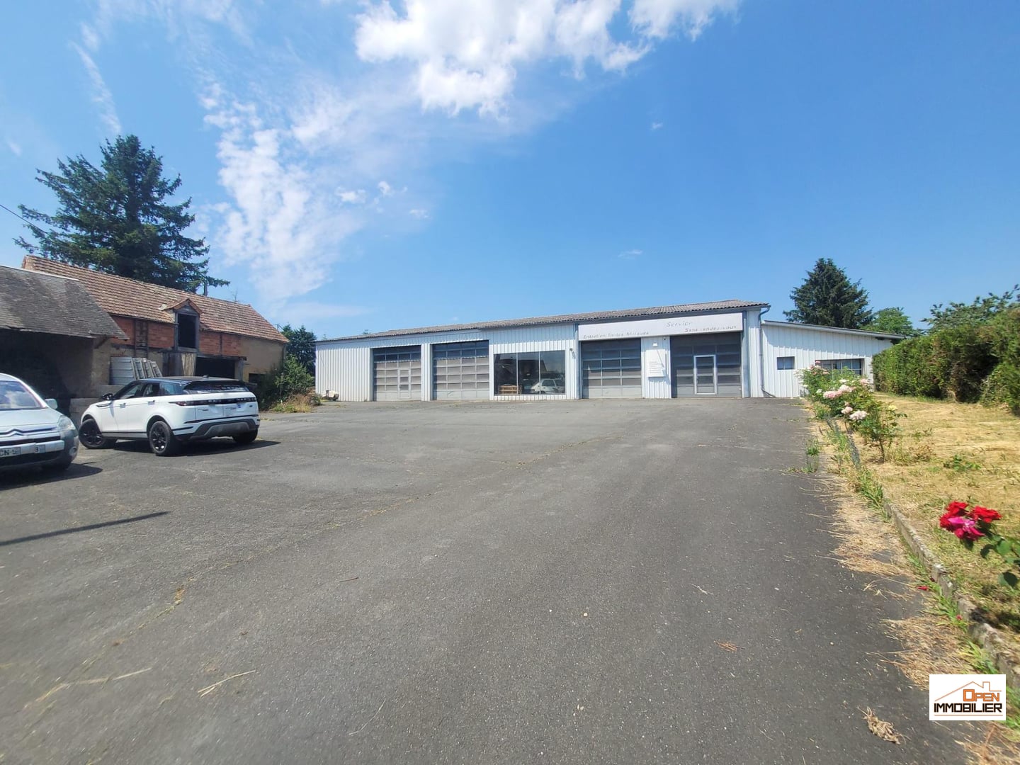 Maison de ville avec garage de 900 m² !