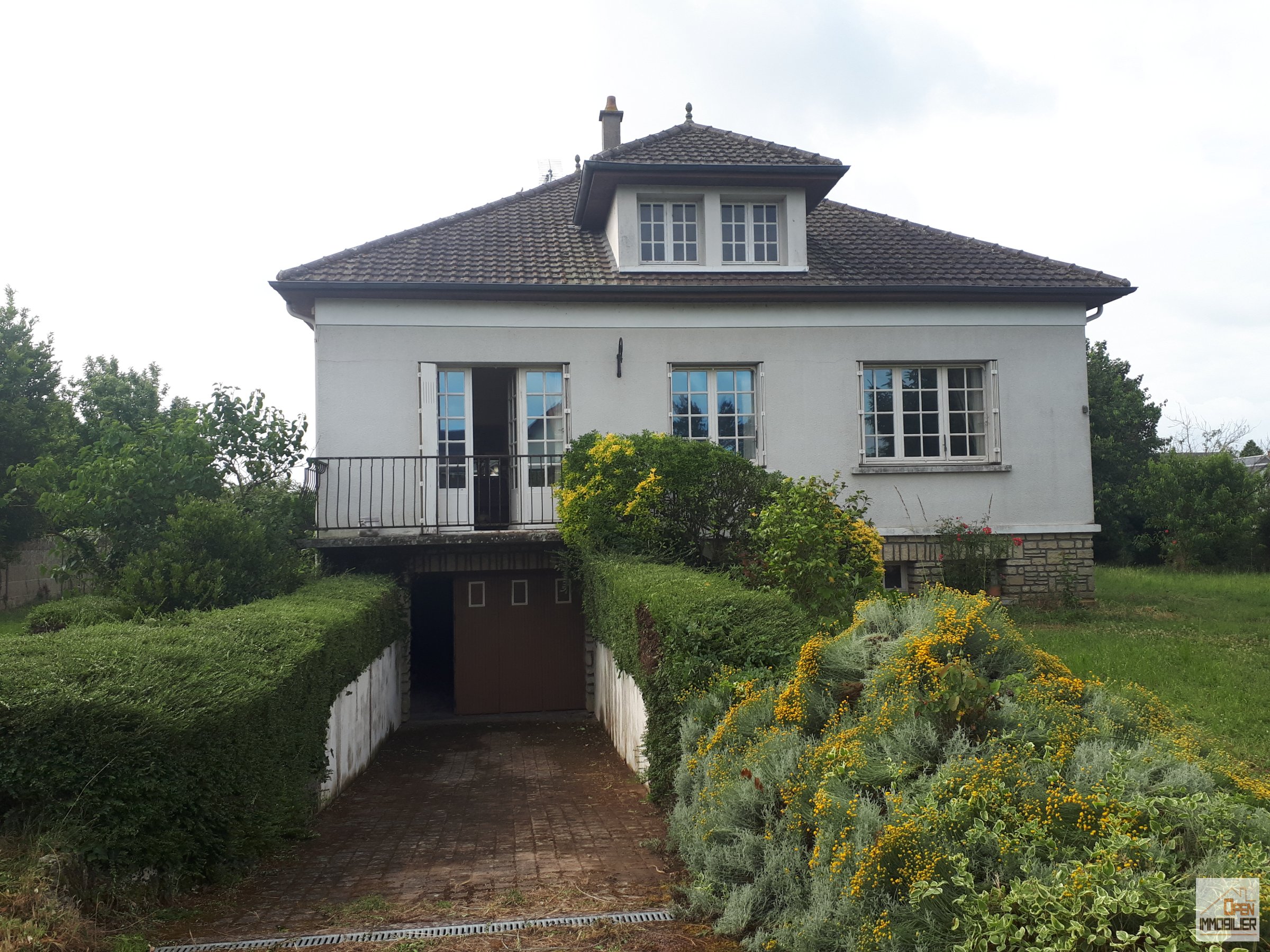Maison d&rsquo;architecte avec gros potentiel d&rsquo;agrandissement