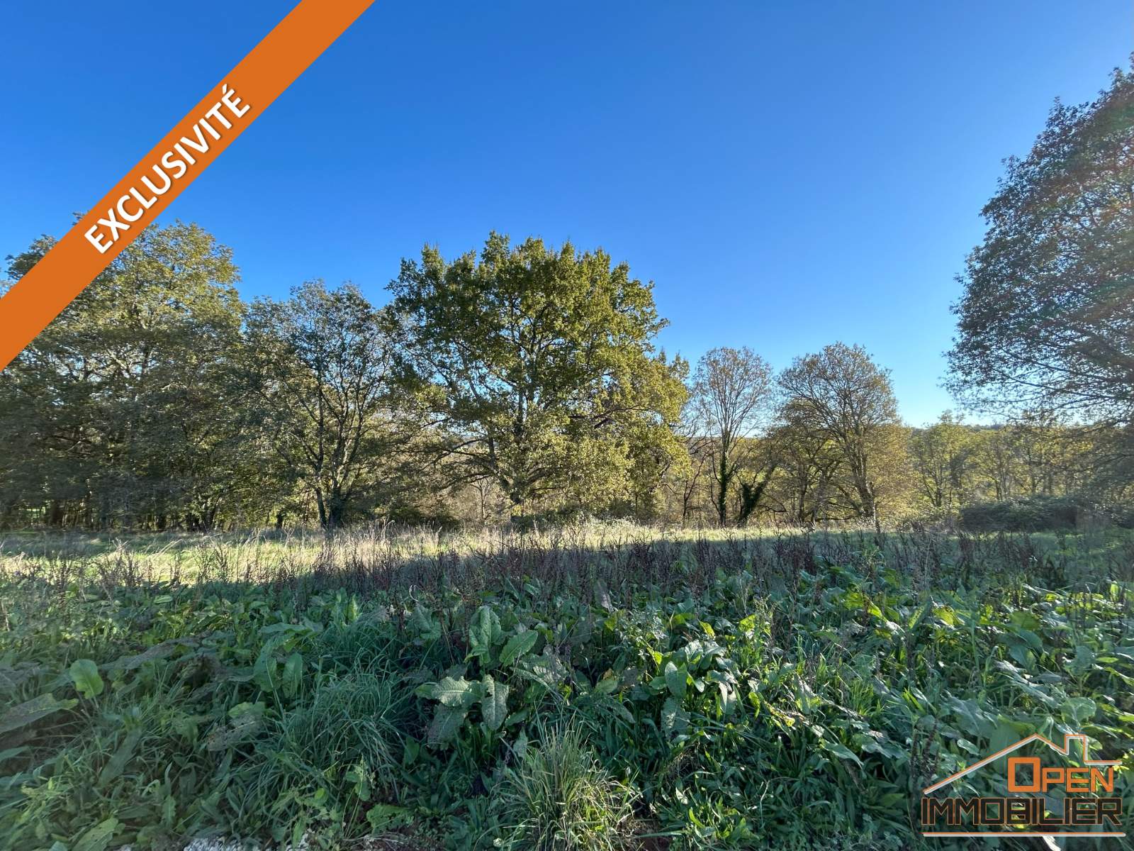 Terrain à bâtir viabilisé 819m²