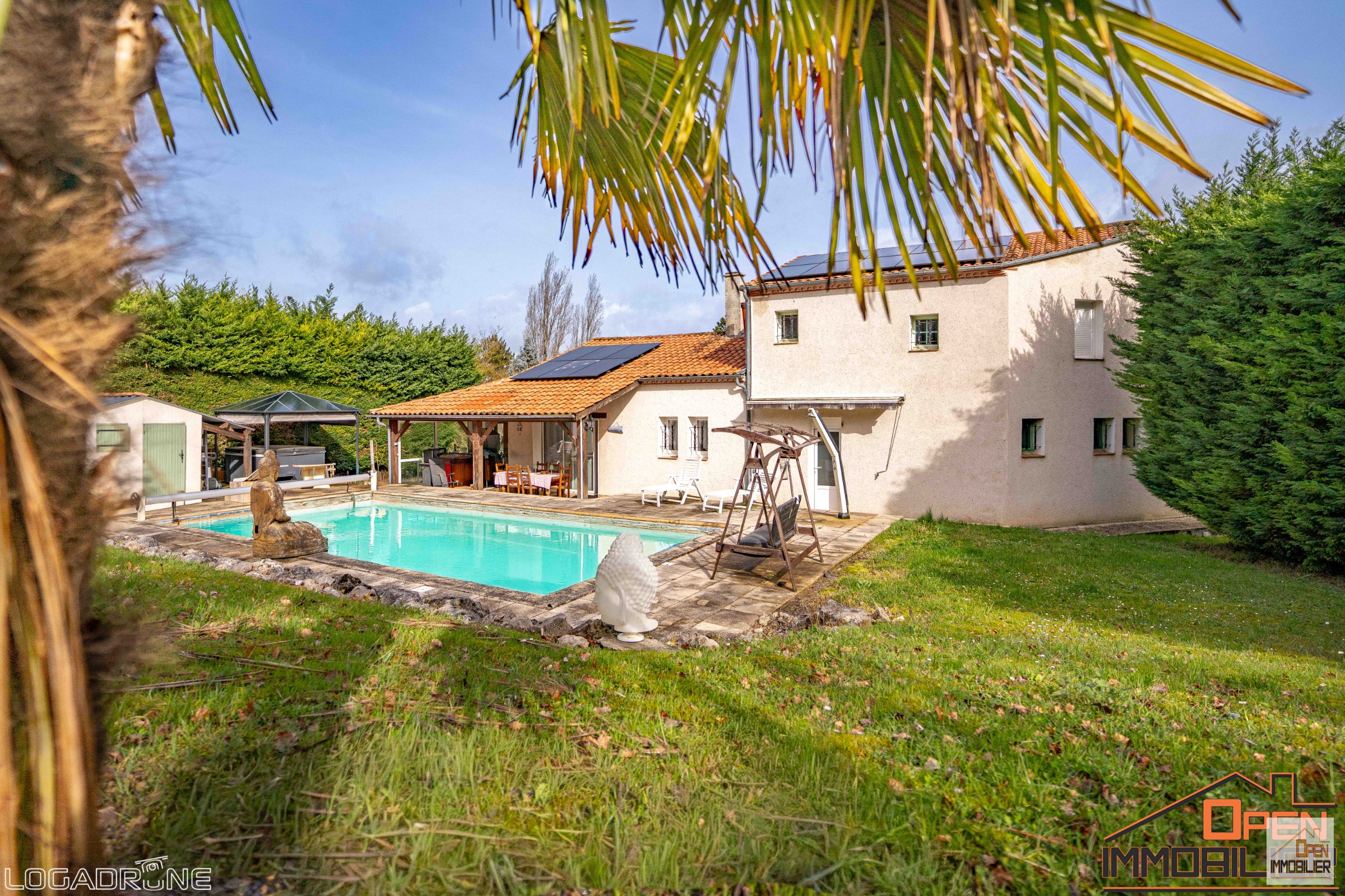 maison avec grand terrain