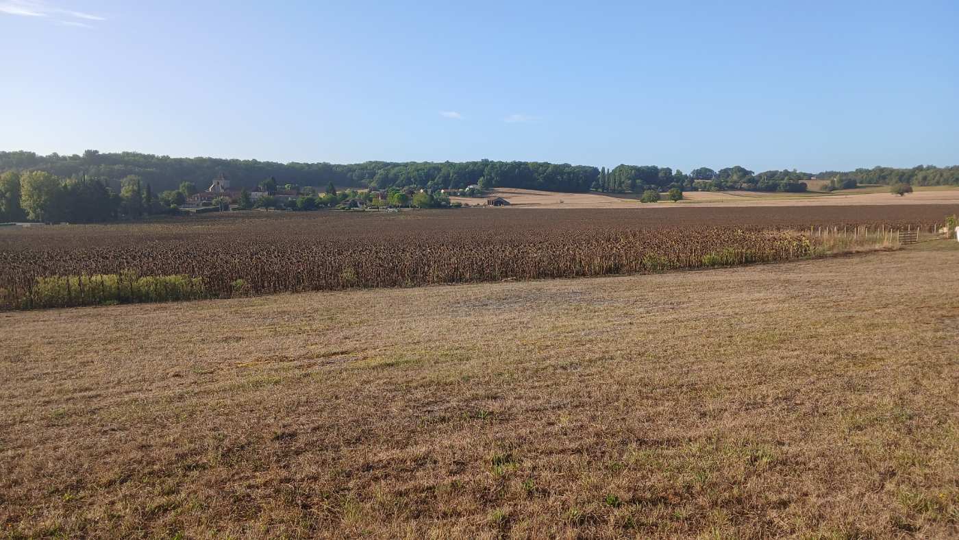 Terrain viabilisé 917 m² vue dégagée