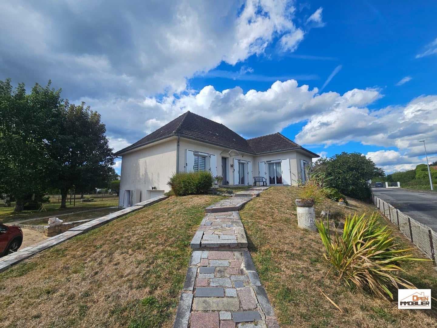 Maison sur sous-sol - Peyrat-le-Château