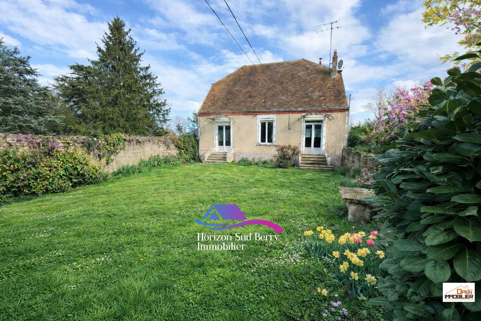 Charmante maison avec jardin et dépendances – Beau potentiel