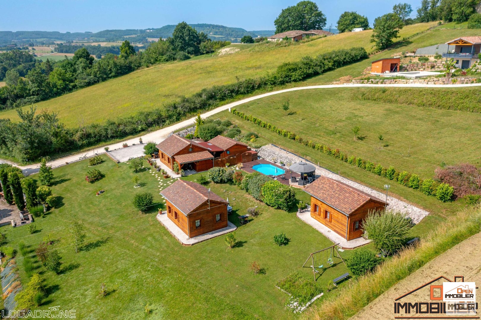 chalet bois avec piscine