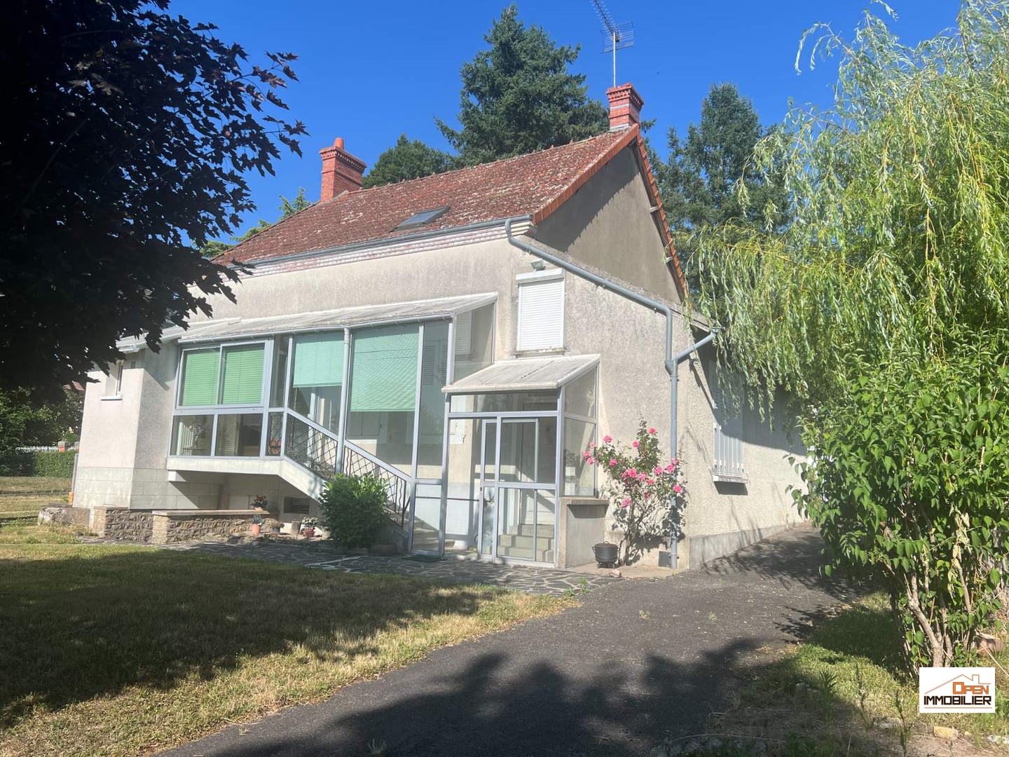 Maison type pavillon avec grand jardin