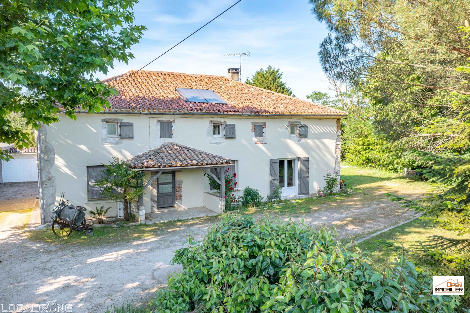 PROPRIÉTÉ D’EXCEPTION AUX PORTES DE VILLENEUVE-SUR-LOT – MAISON FAMILIALE, ESPACE ÉVÉNEMENTIEL ET PISCINE - Villeneuve-sur-Lot