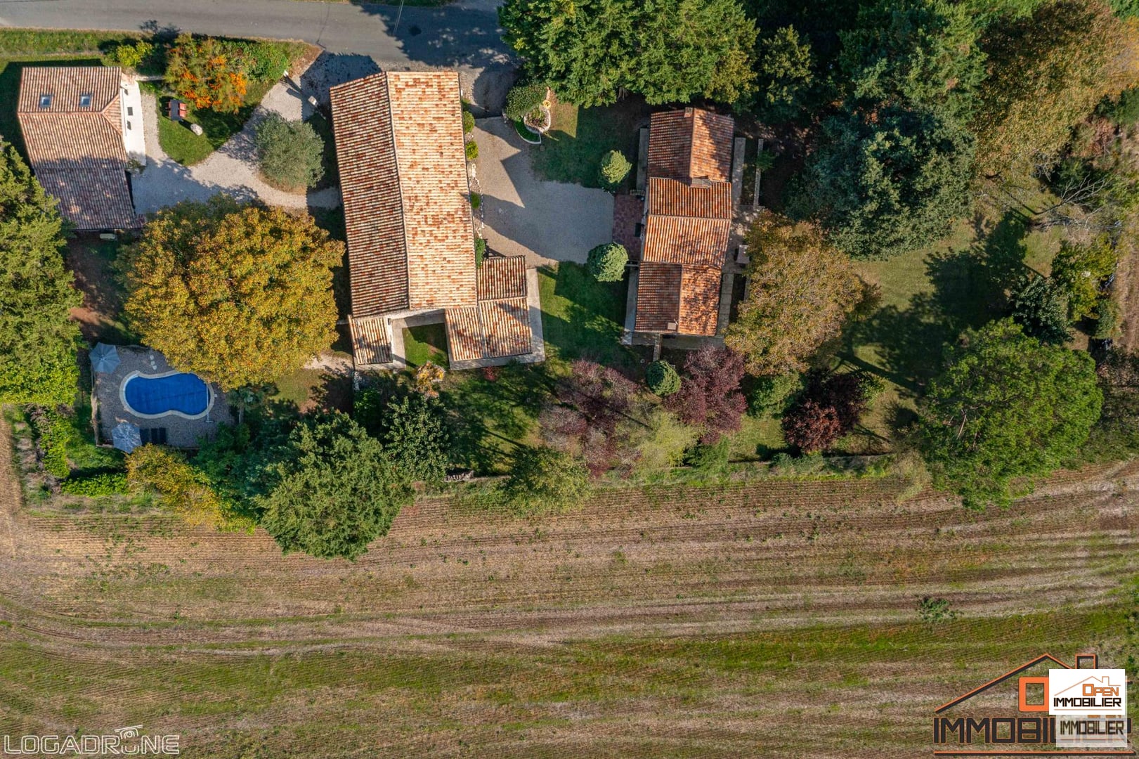 Propriété avec gîte et piscine