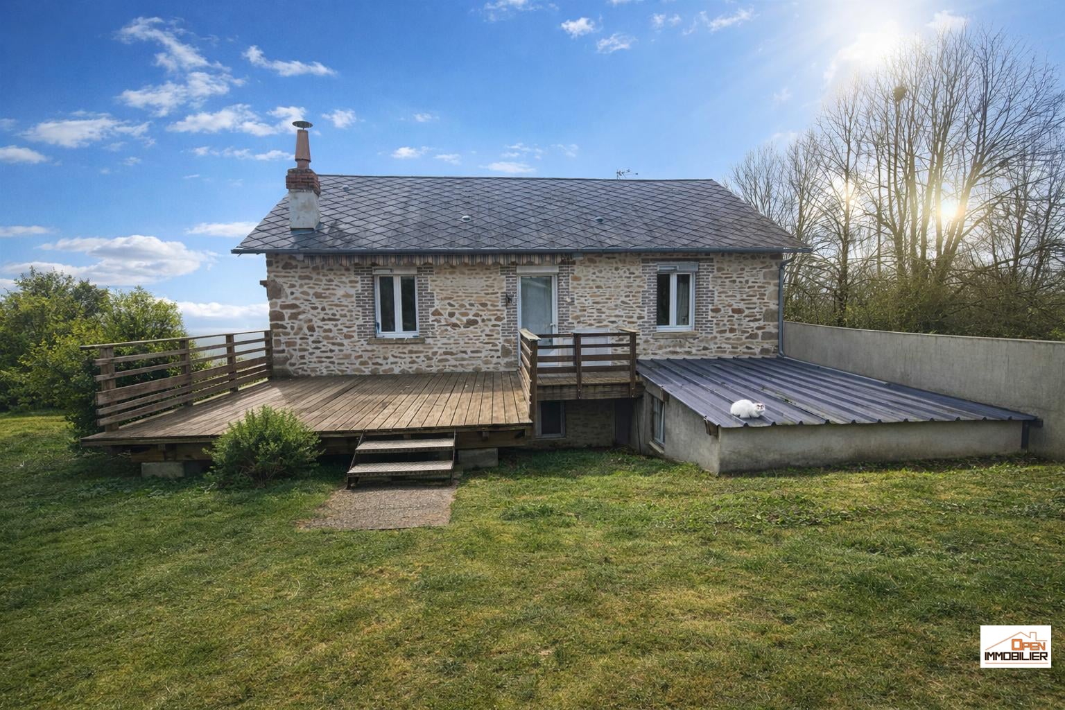 Maison avec habitation, ancien commerce et grange