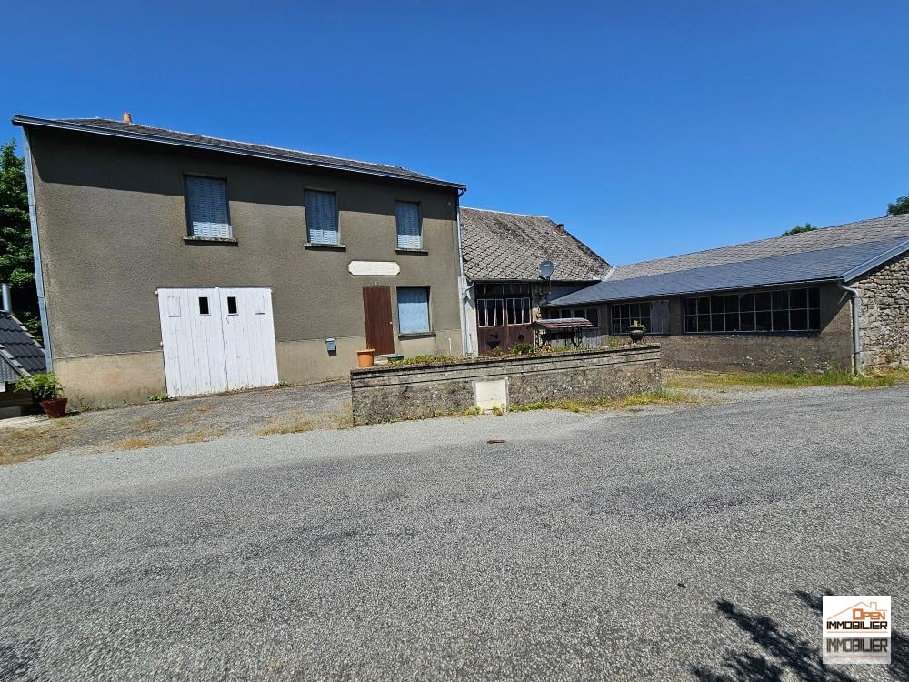 Maison avec Granges attenantes et terrains