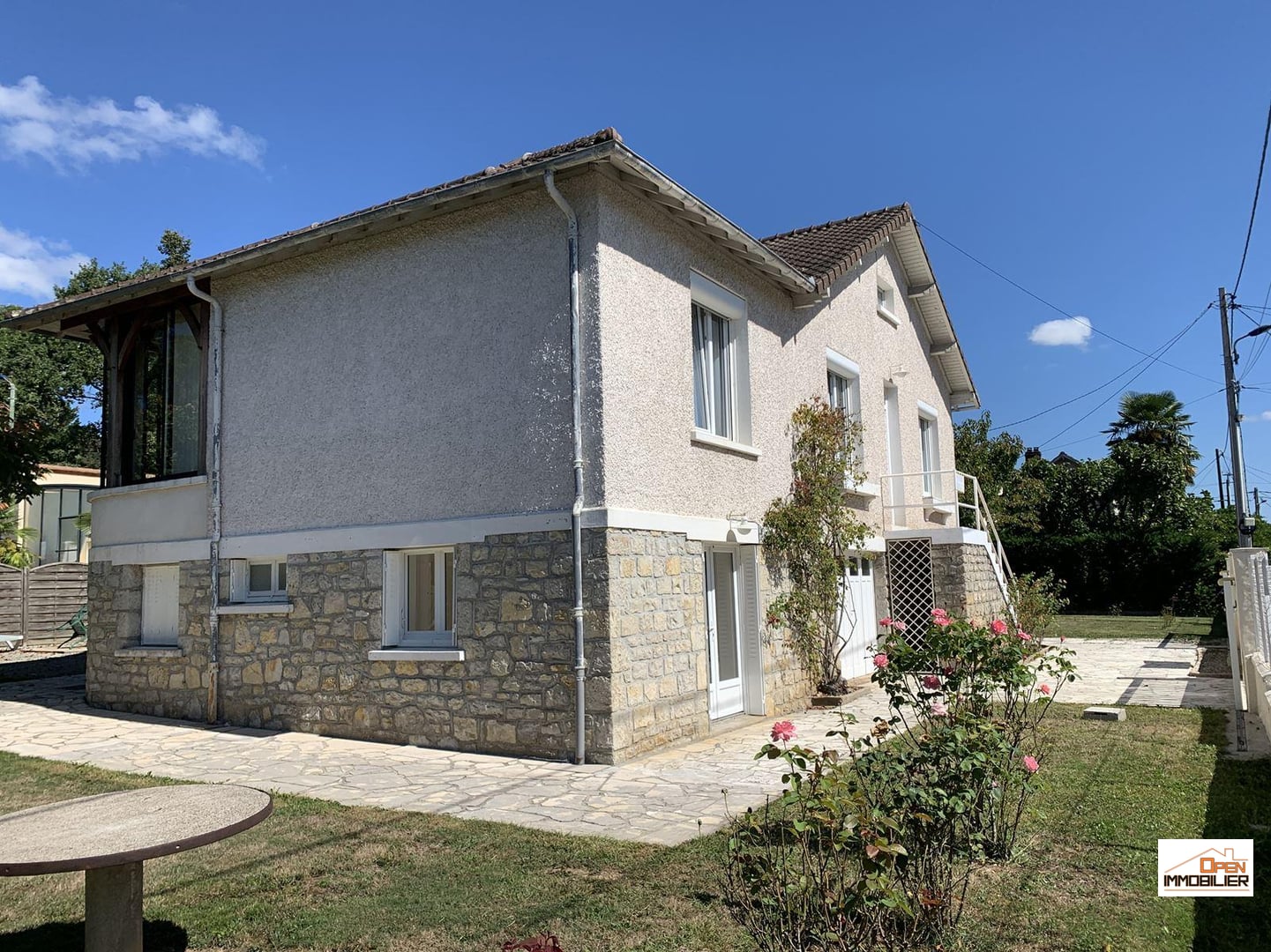 Maison avec piscine couverte