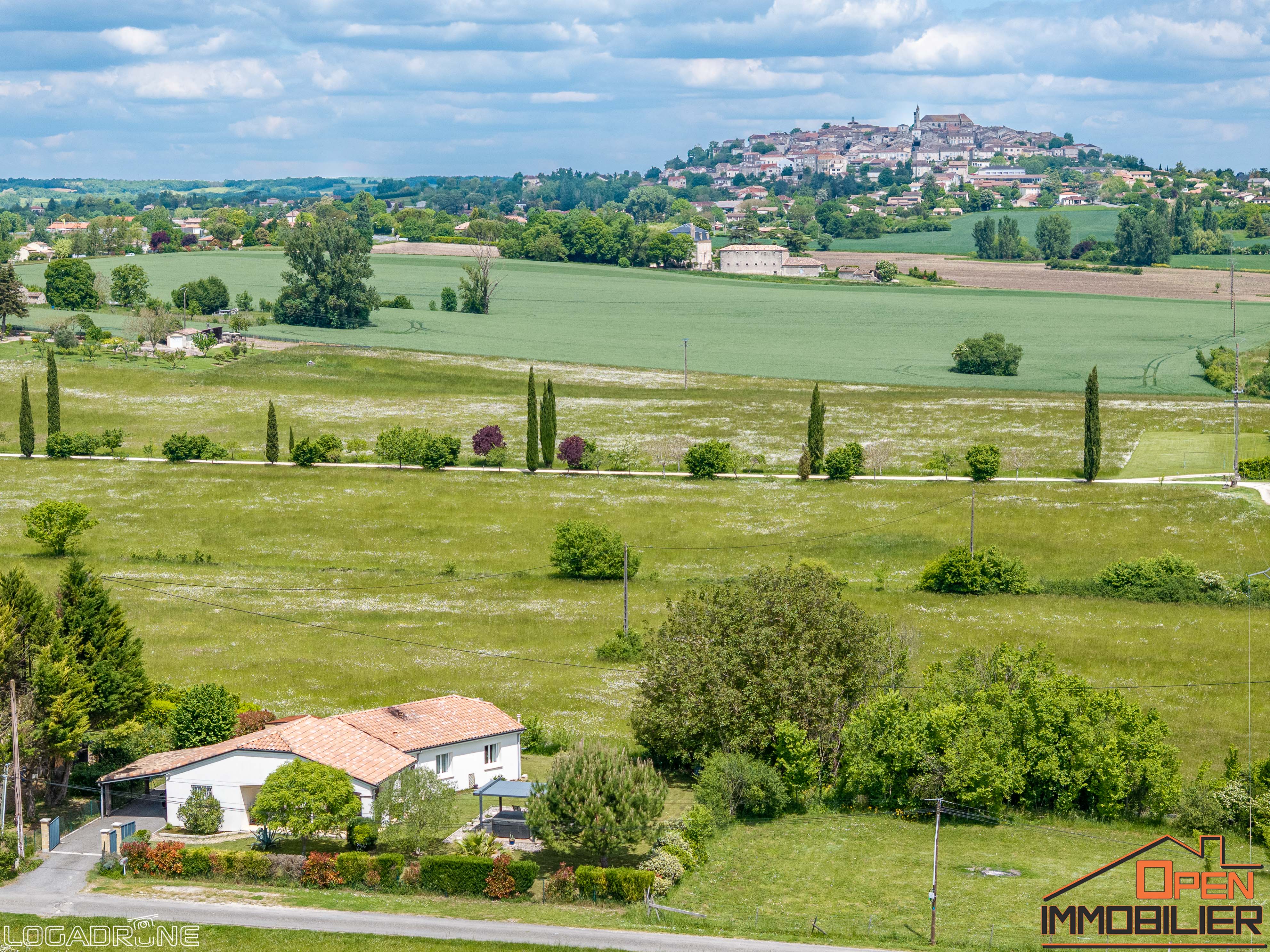 Maison de Plain-Pied 110 m2 3 Chambres Vue exceptionnelle sur la Bastille de Monflanquin - Photo 3