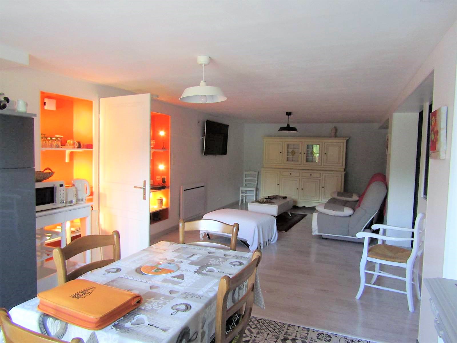 Photo 5 - DOUZAT 16290-Appartement meublé T3 en rez de chaussée