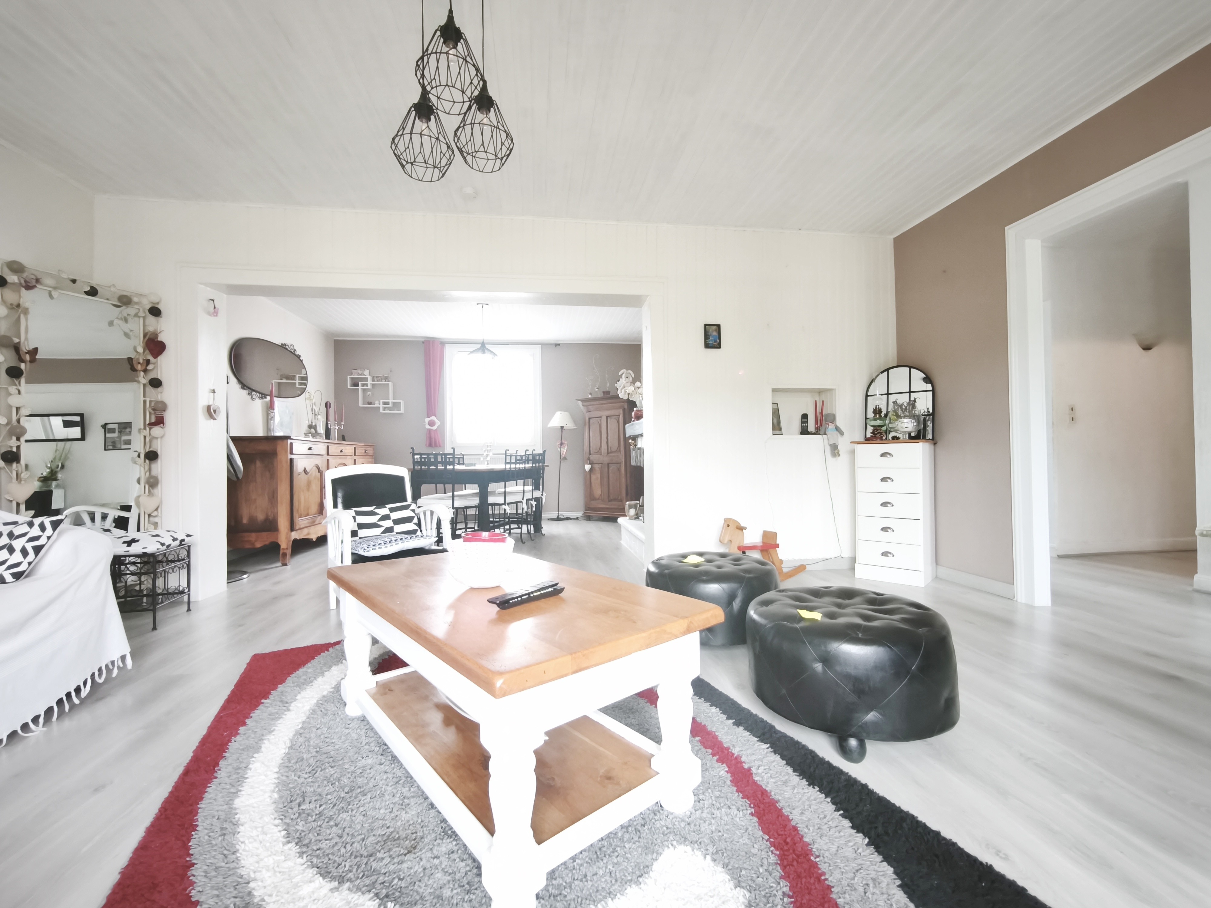 Maison T5 sur sous sol semi enterré - Photo 3