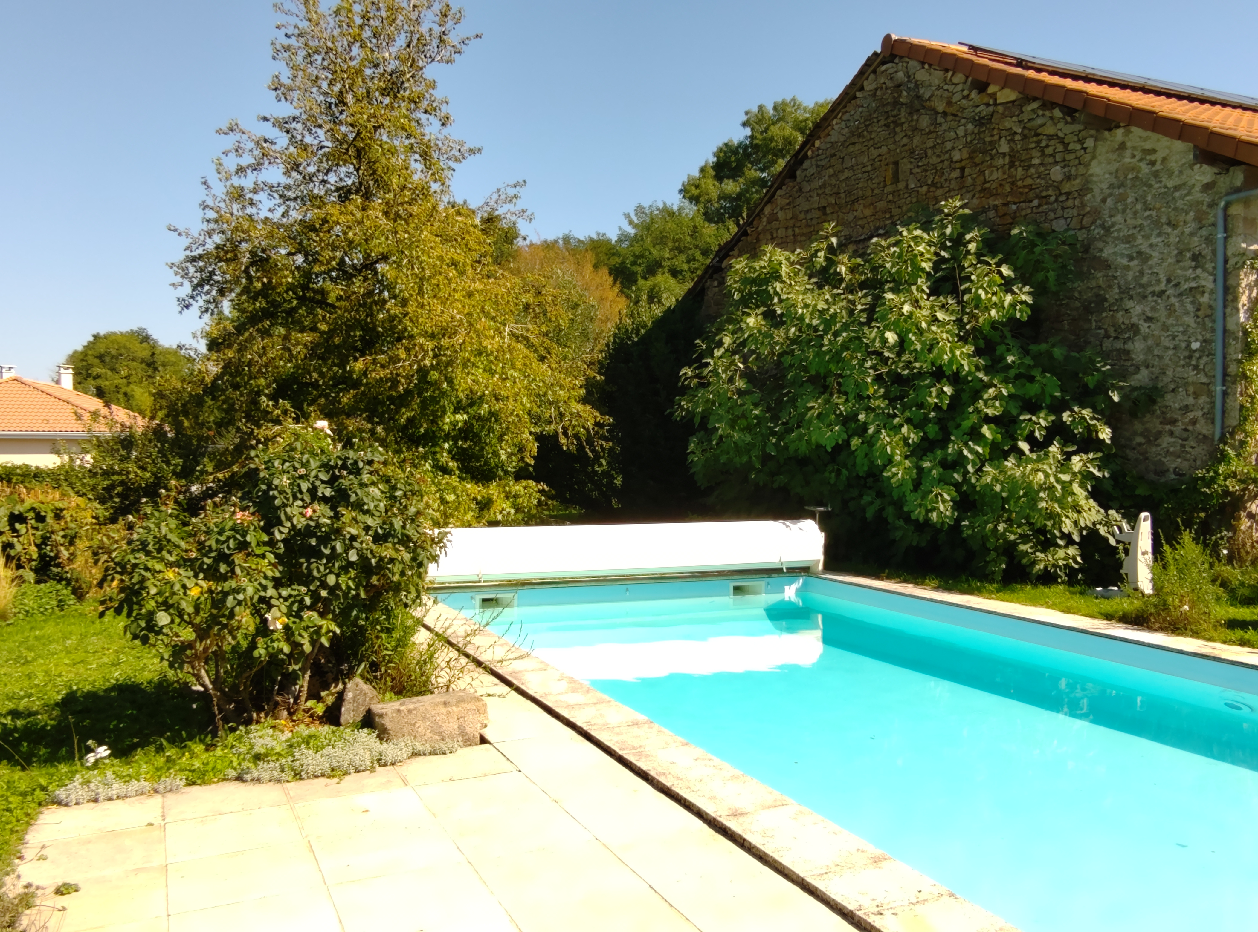 Ferme rénovée avec piscine & jardin - Photo 3