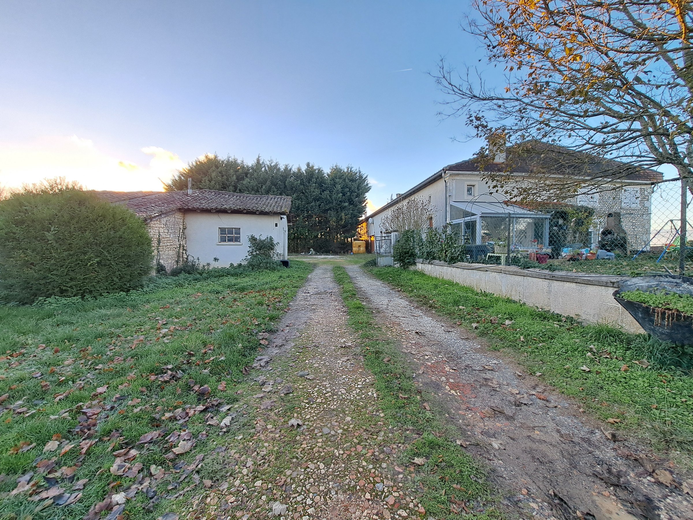 Photo 15 - Maison avec garage attenant, véranda et grange – 175 m² – 6 pièces