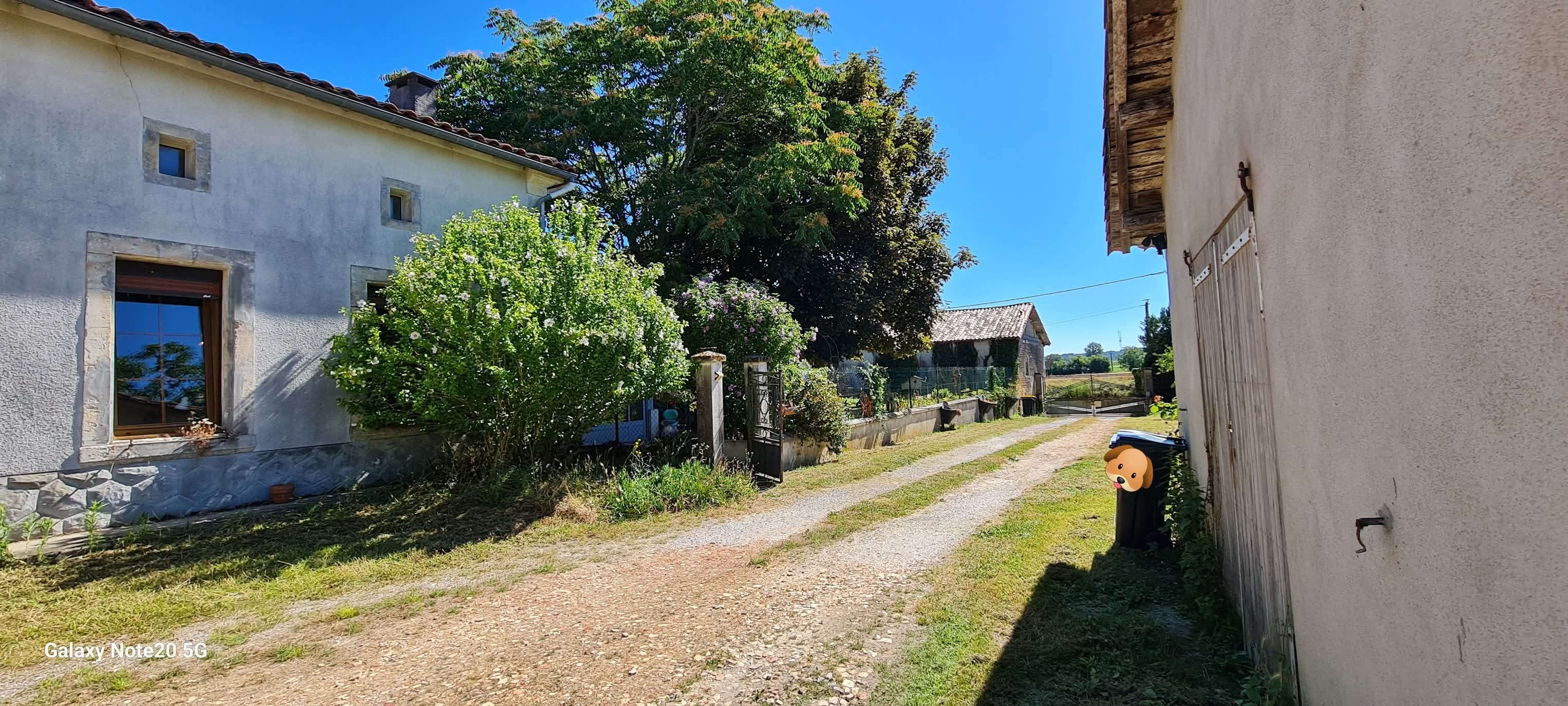 Maison avec garage attenant, véranda et grange - 175 m² - 6 pièces - Photo 2