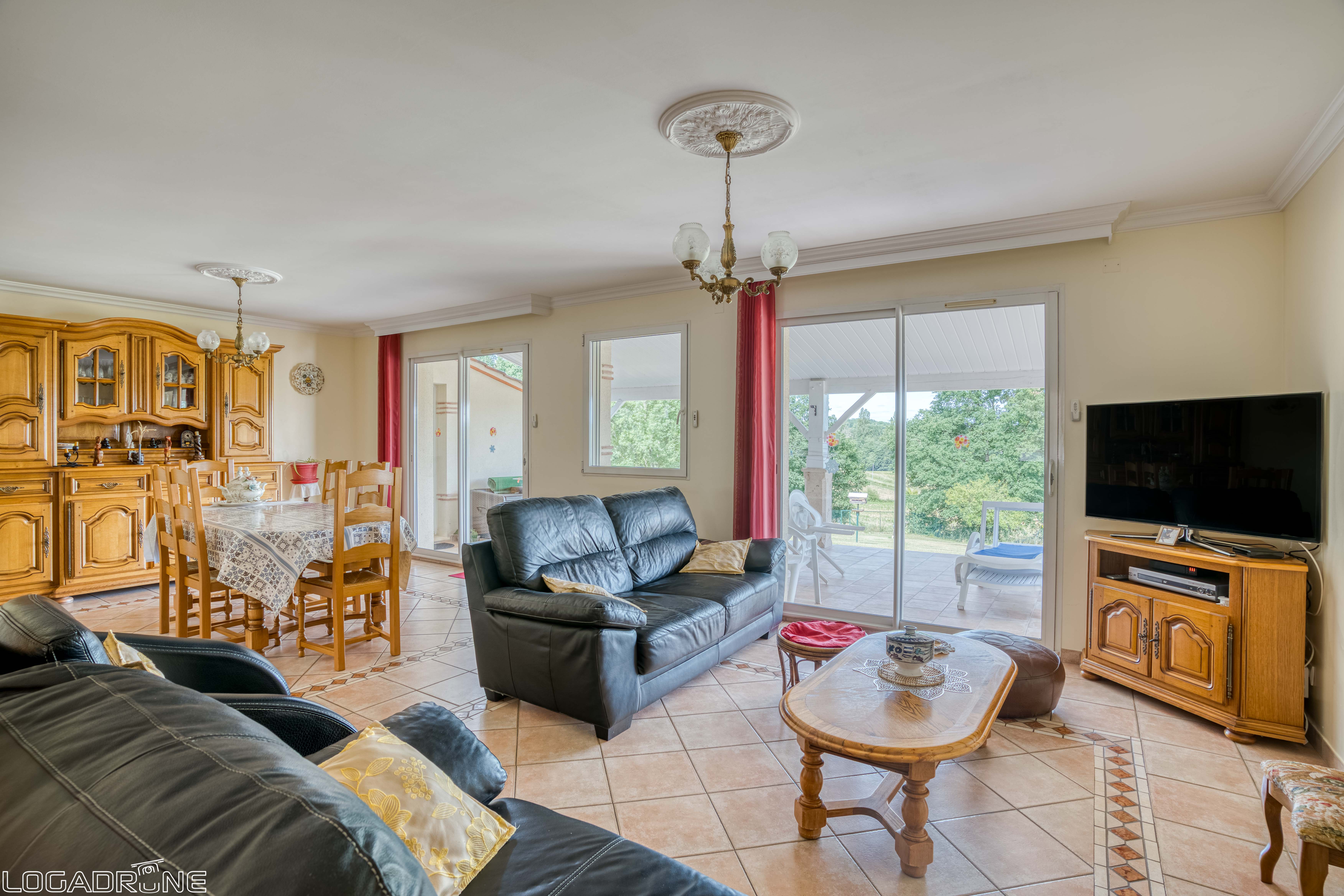 Photo 5 - Propriété contemporaine de plain-pied de 178m2 – trois chambres – Cadre privilégié au cœur du Lot-et-Garonne