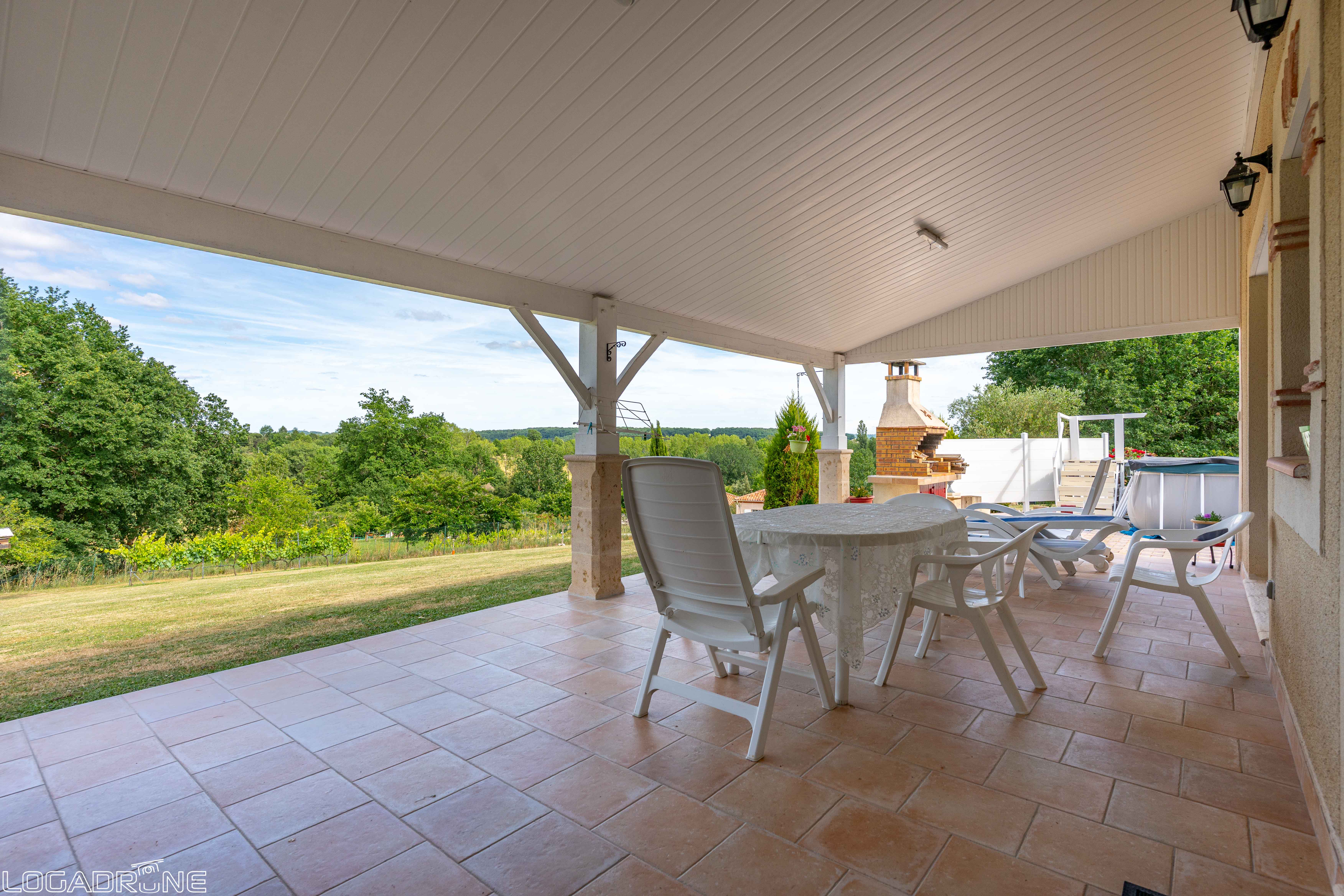 Photo 7 - Propriété contemporaine de plain-pied de 178m2 – trois chambres – Cadre privilégié au cœur du Lot-et-Garonne