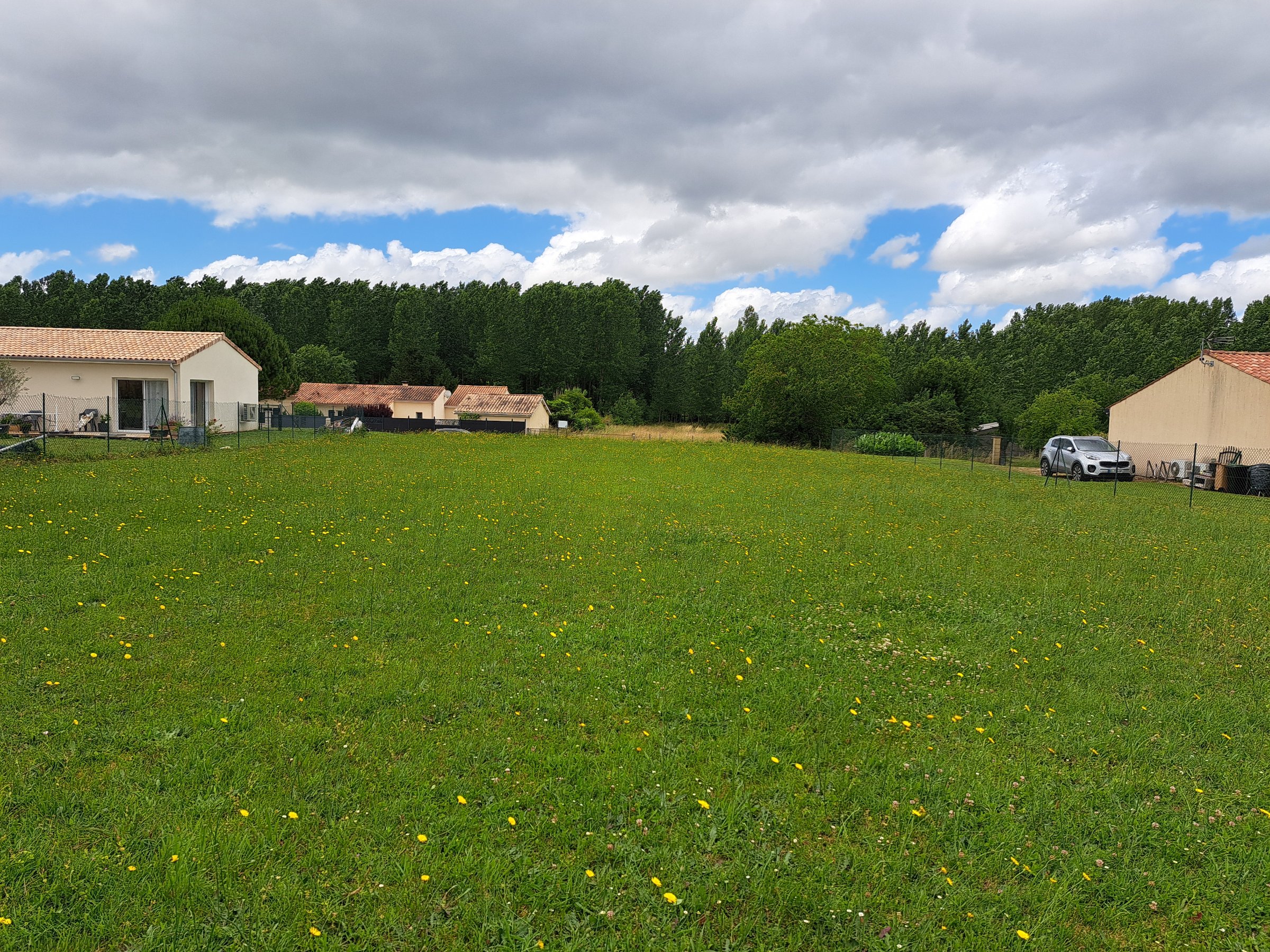 Photo 3 - TERRAIN A BÂTIR – 1337 m²