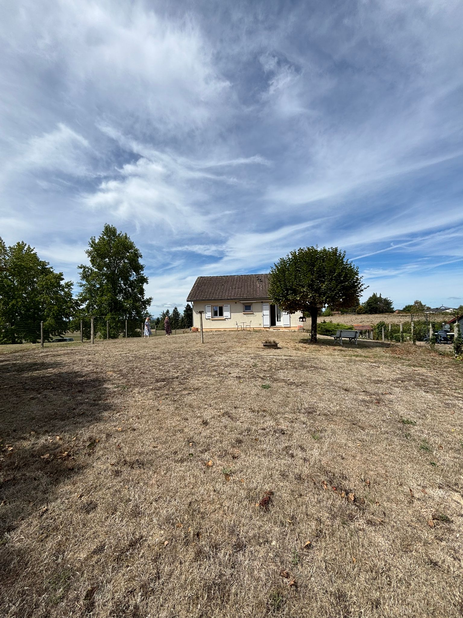 Photo 3 - MAISON 100 m² AVEC JARDIN CLOS ET PUITS