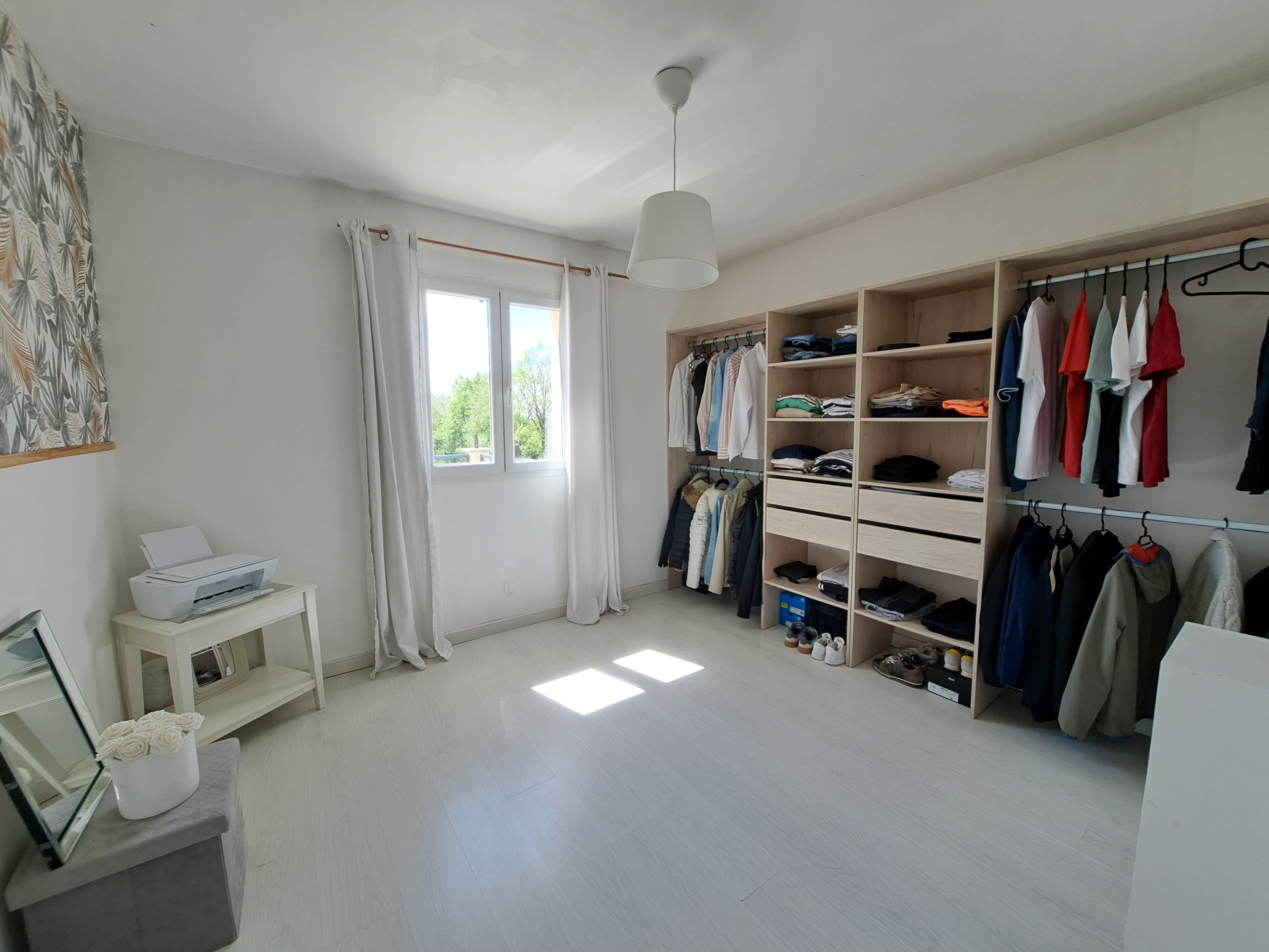 Photo 7 - Maison avec double garage, piscine et jardin clos – 122 m² – 5 pièces