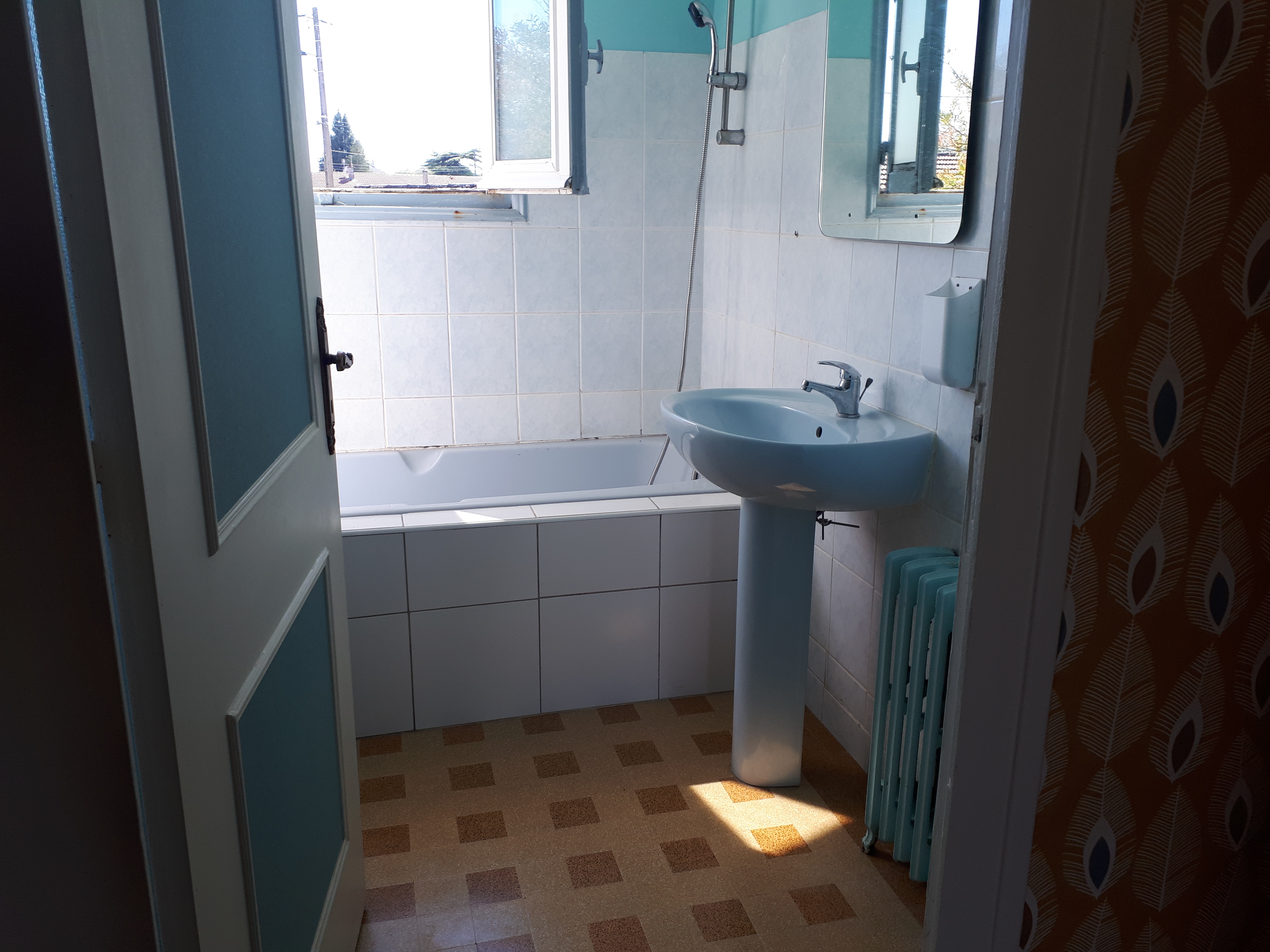 Photo 10 - Agréable maison sur sous-sol avec joli jardin clos et arboré avec cabanon