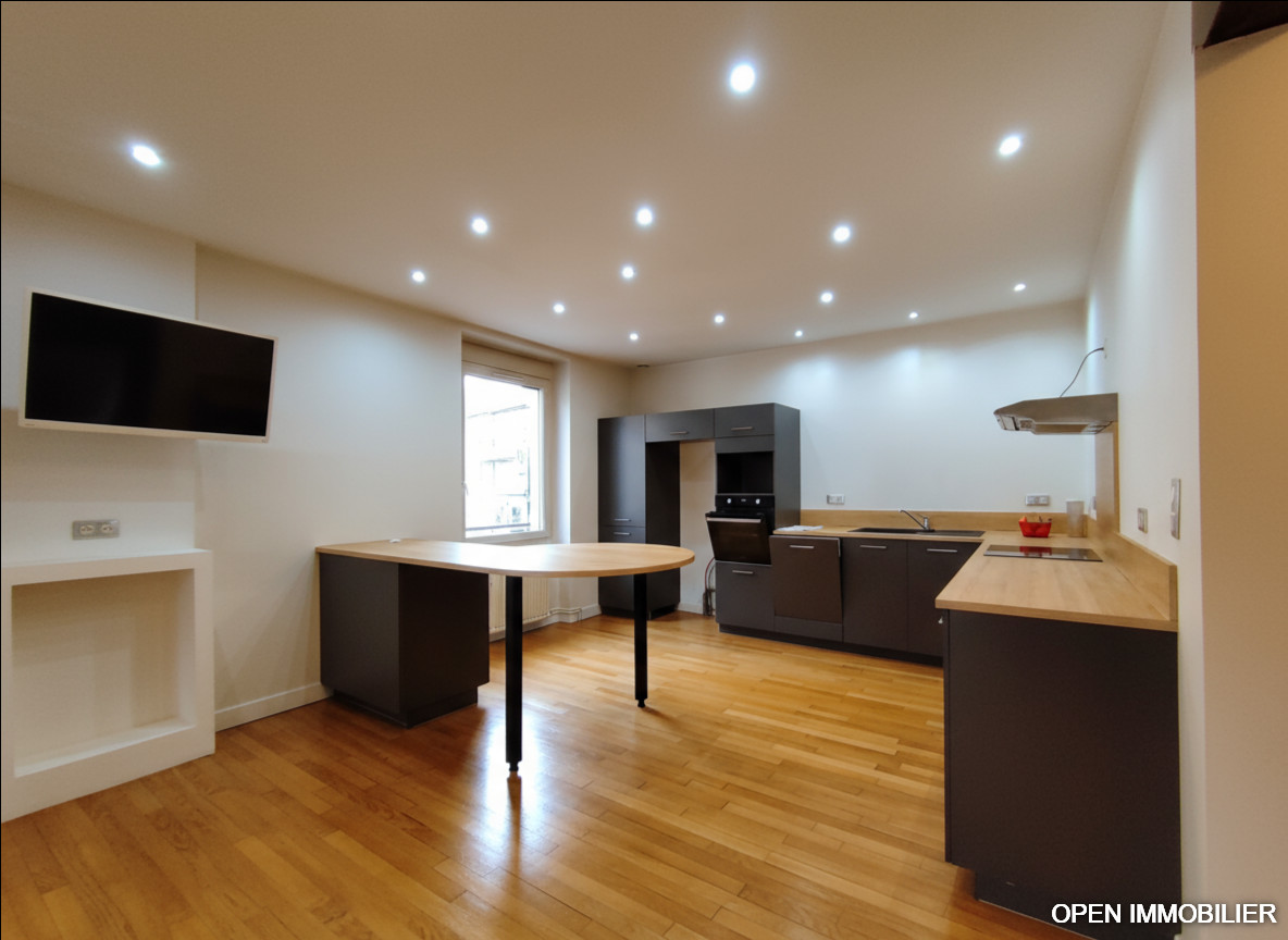 Photo 6 - Saint-Laurent-sur-Gorre : Maison familiale de 176 m² avec local commercial