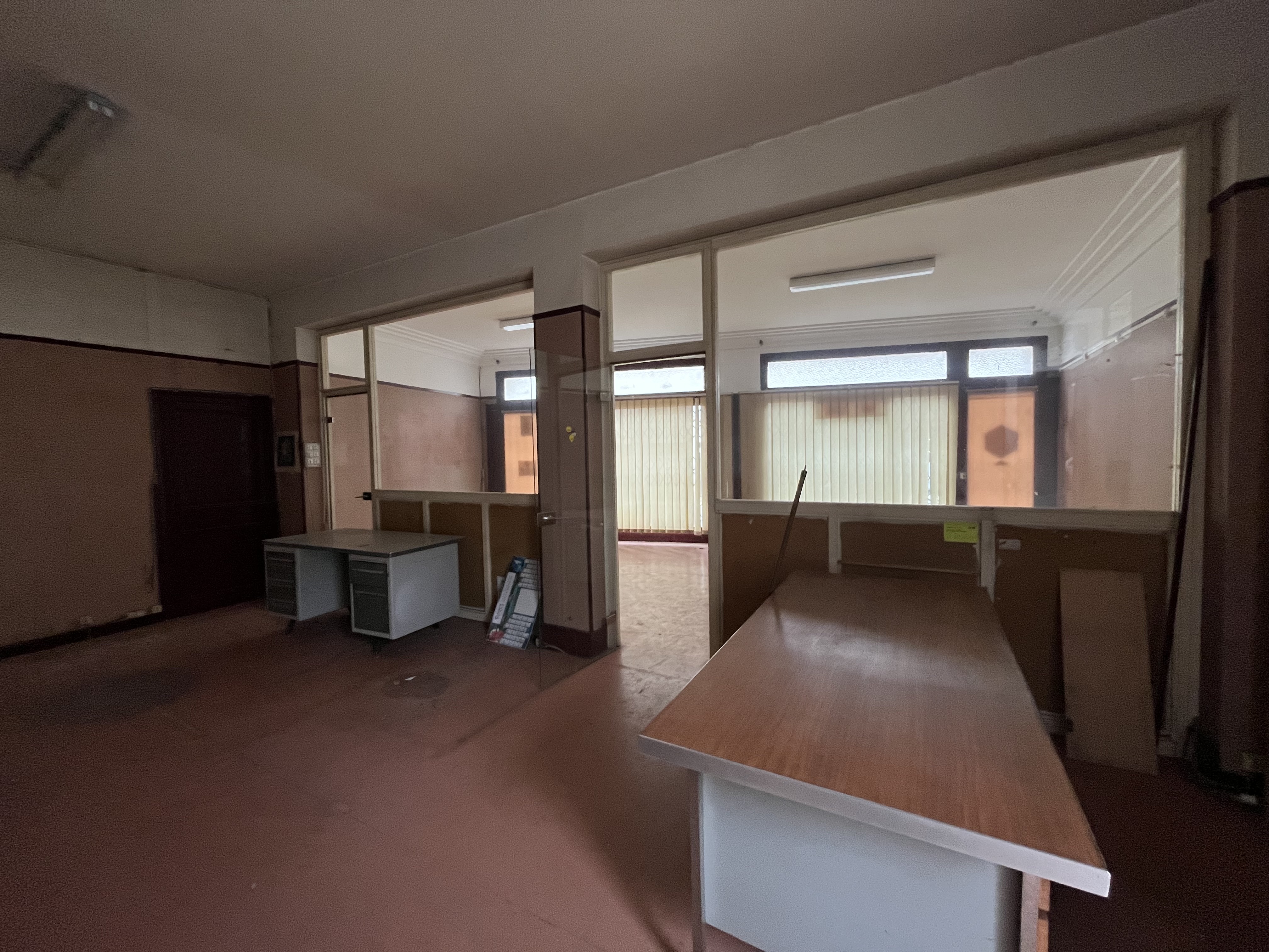 Photo 3 - Immeuble – Environ 169,45m² avec travaux
