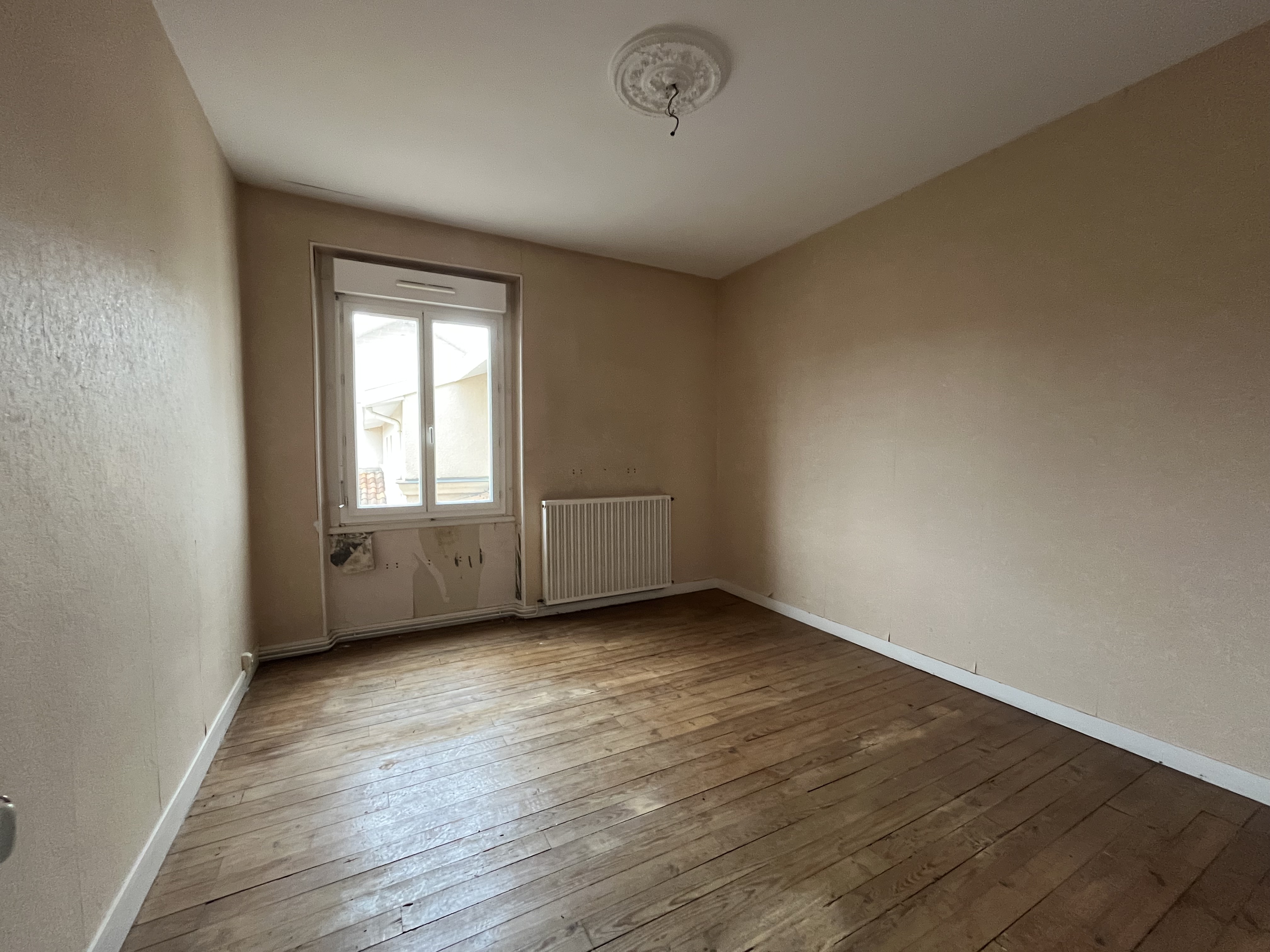 Photo 5 - Immeuble – Environ 169,45m² avec travaux