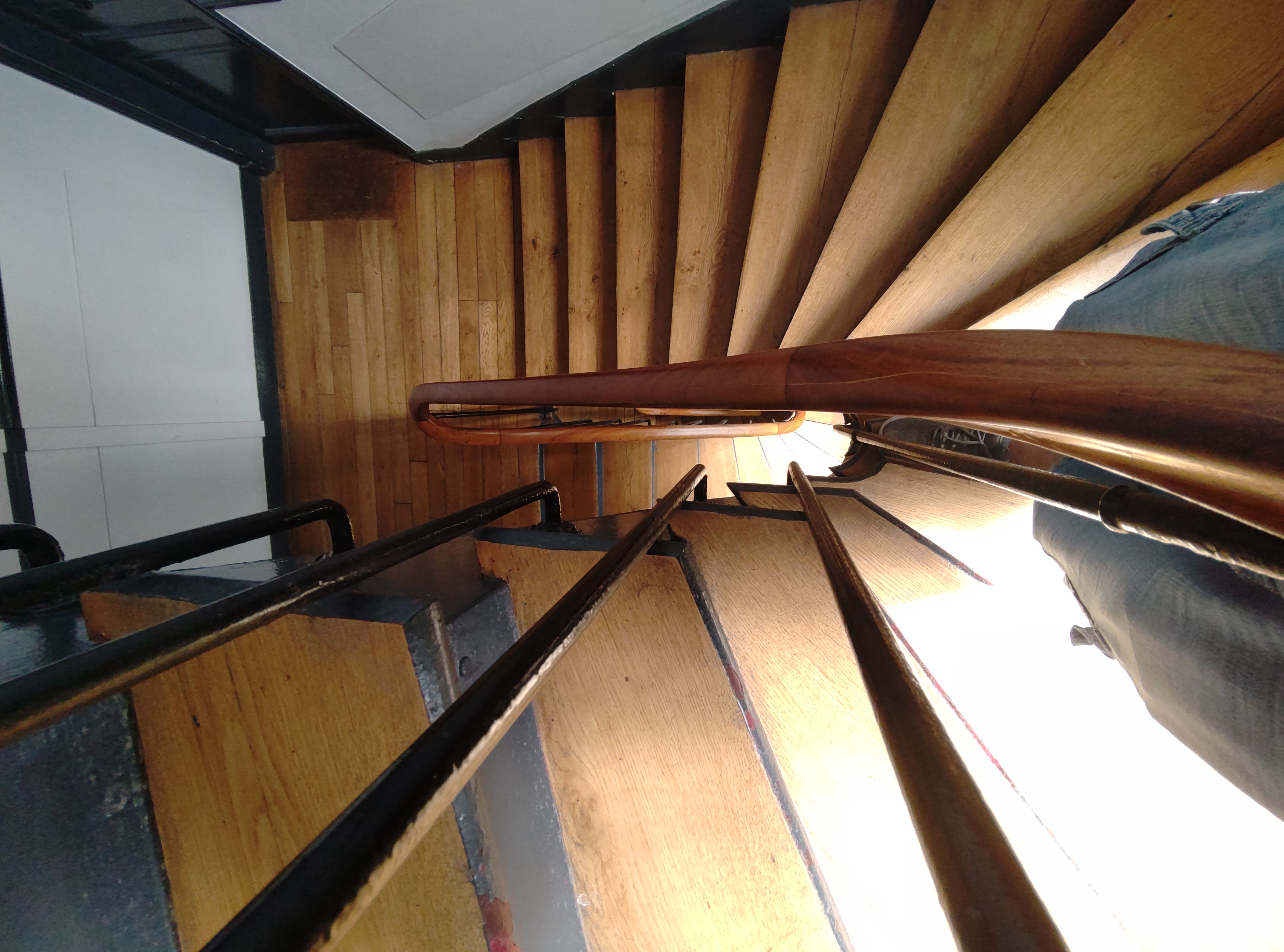 Photo 2 - APPARTEMENT DE CHARME – T2 -PARIS COURBEVOIE