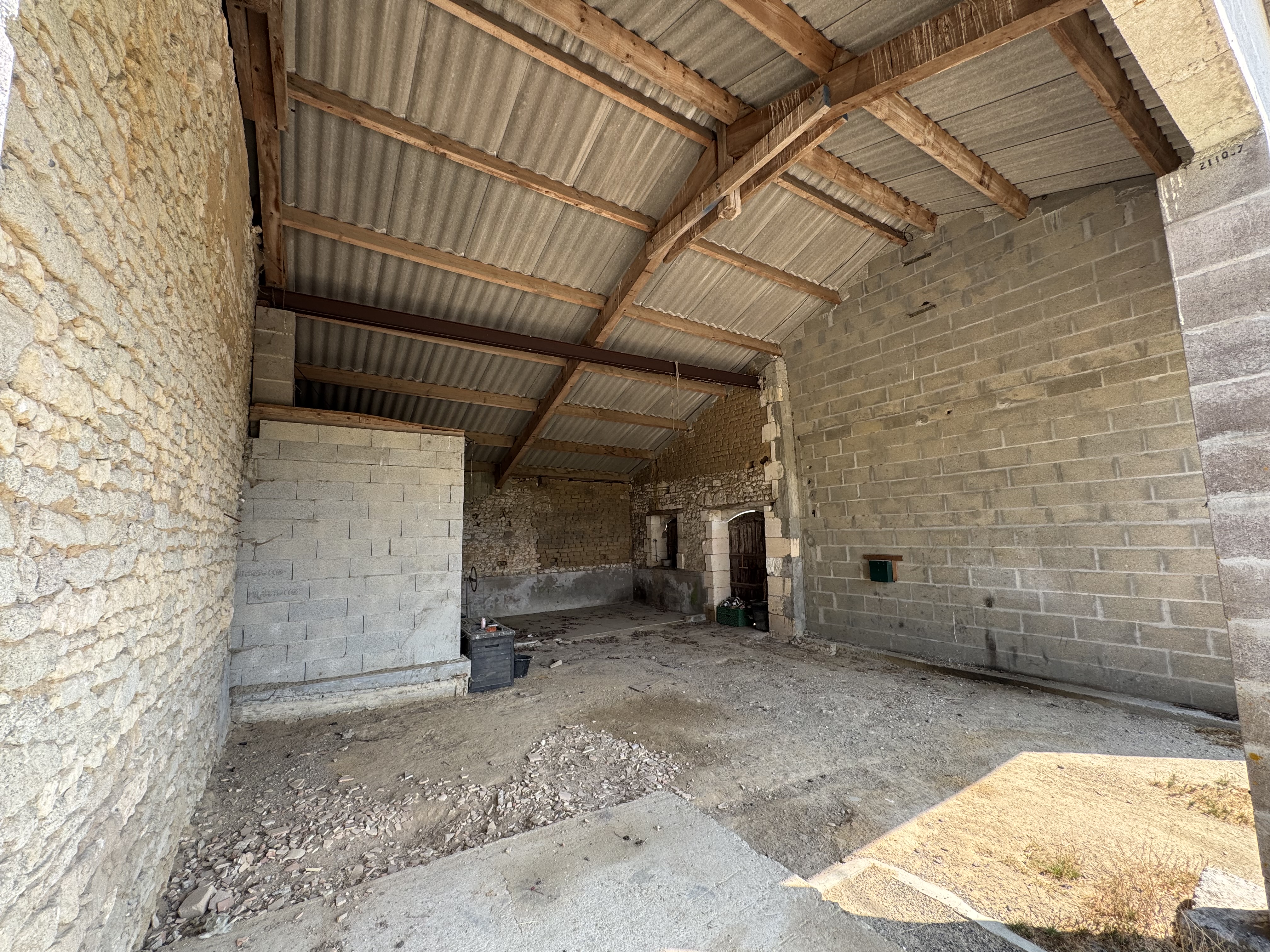 Photo 21 - Maison en pierre 159m² – 5 chambres – Terrain environ 2000 m²