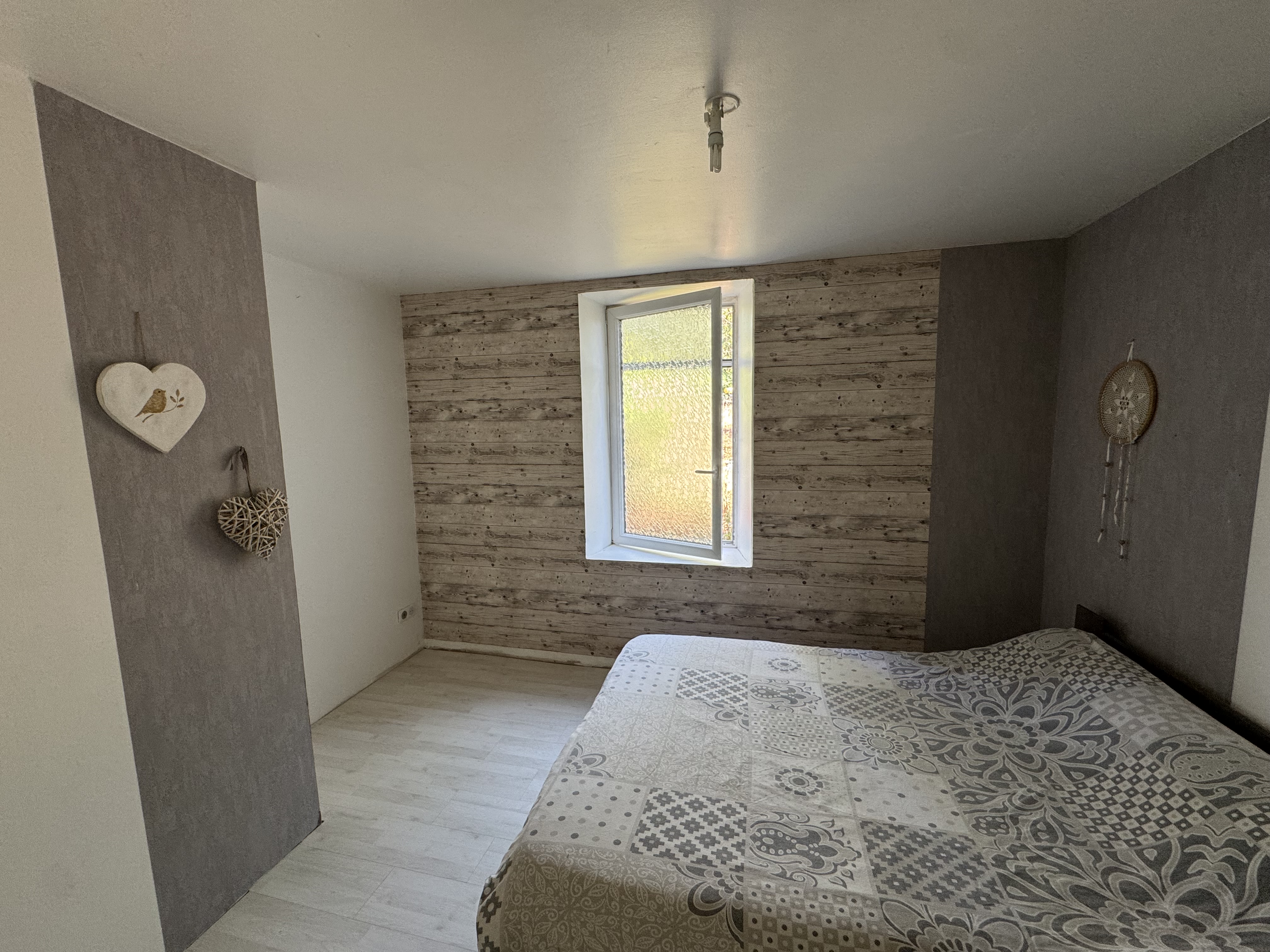 Photo 11 - Maison en pierre 159m² – 5 chambres – Terrain environ 2000 m²