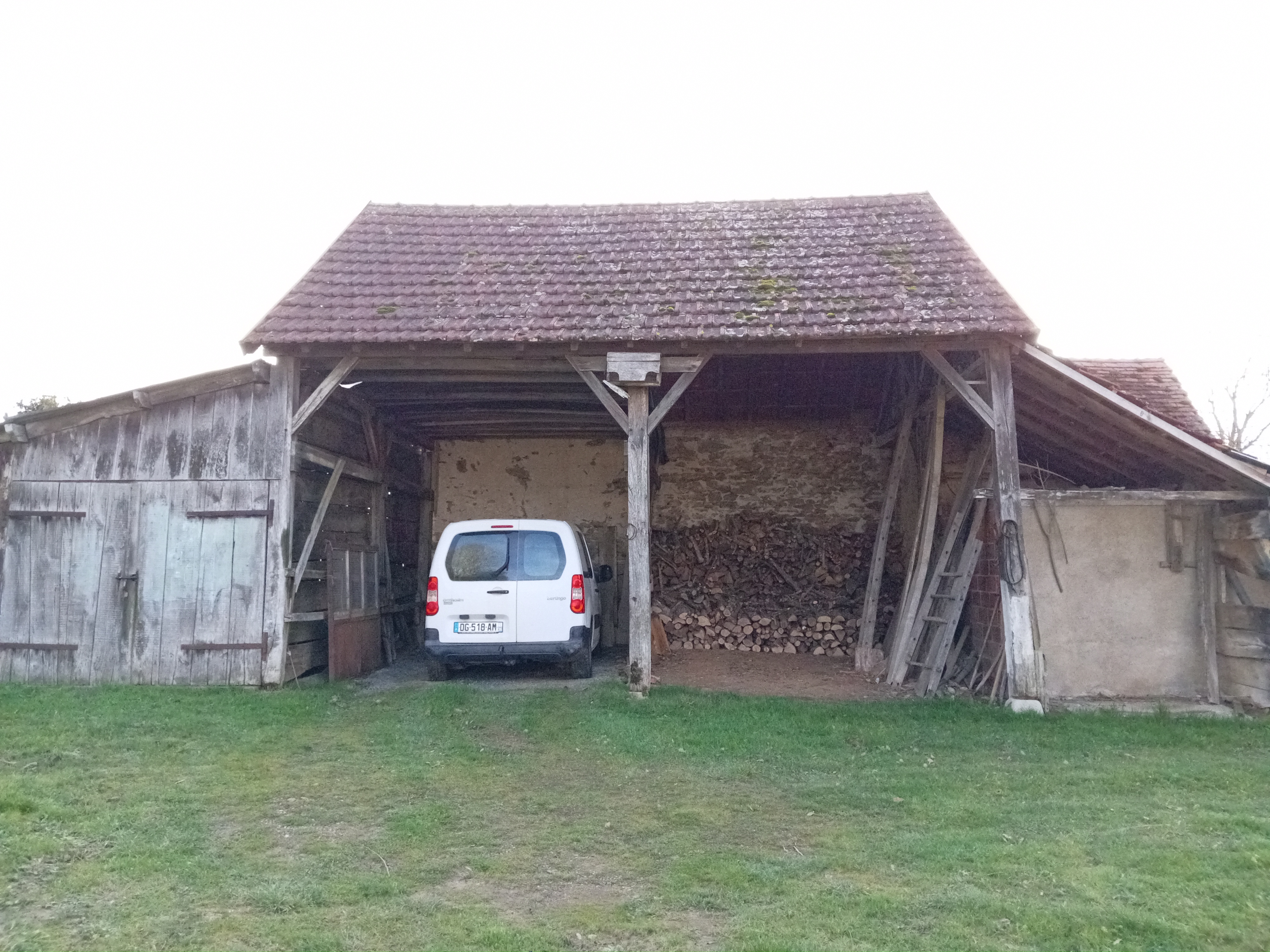 Photo 7 - maison avec nombreuses dépendances
