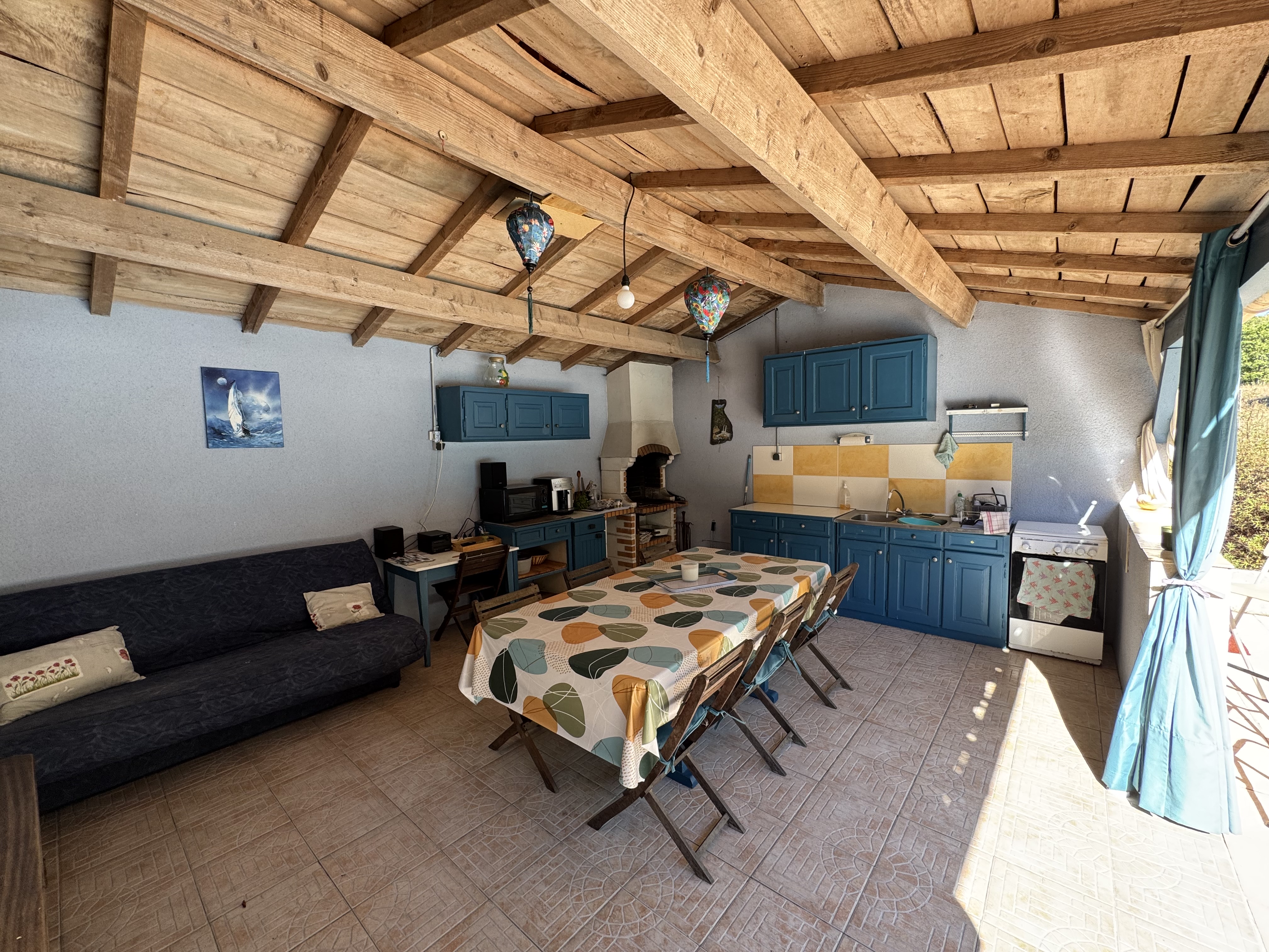 Photo 5 - BELLE MAISON EN PIERRE – 5 CHAMBRES – PISCINE – PANNEAUX SOLAIRES – 3 708 M² DE TERRAIN