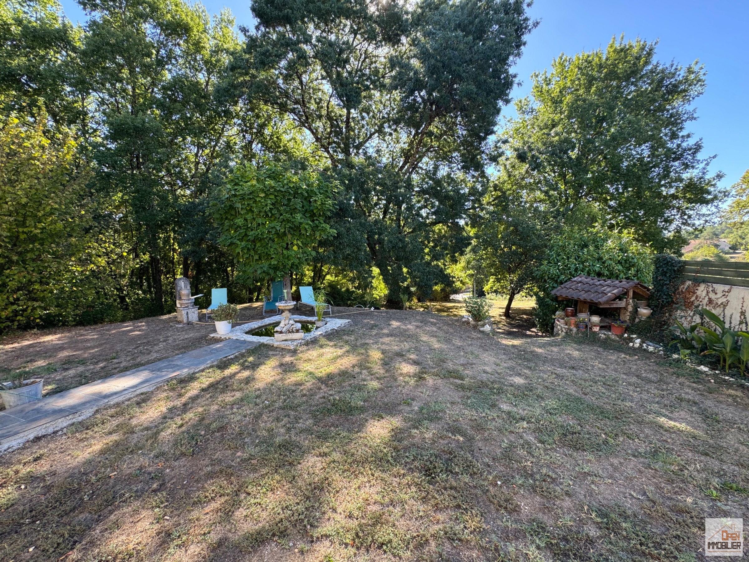 Photo 26 - BELLE MAISON EN PIERRE – 5 CHAMBRES – PISCINE – PANNEAUX SOLAIRES – 3 708 M² DE TERRAIN