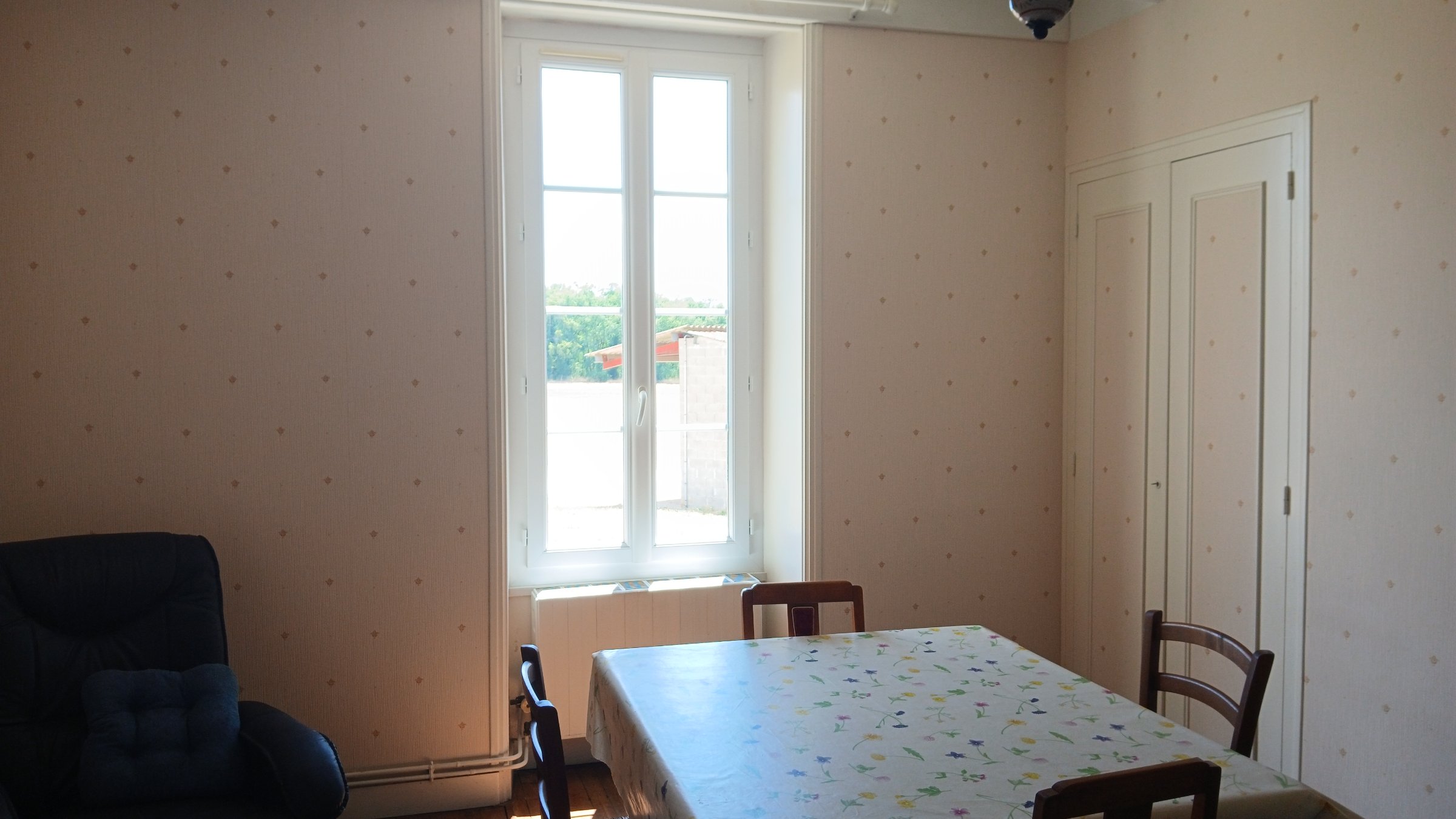 Photo 2 - Ancienne ferme, maison et grandes dépendances