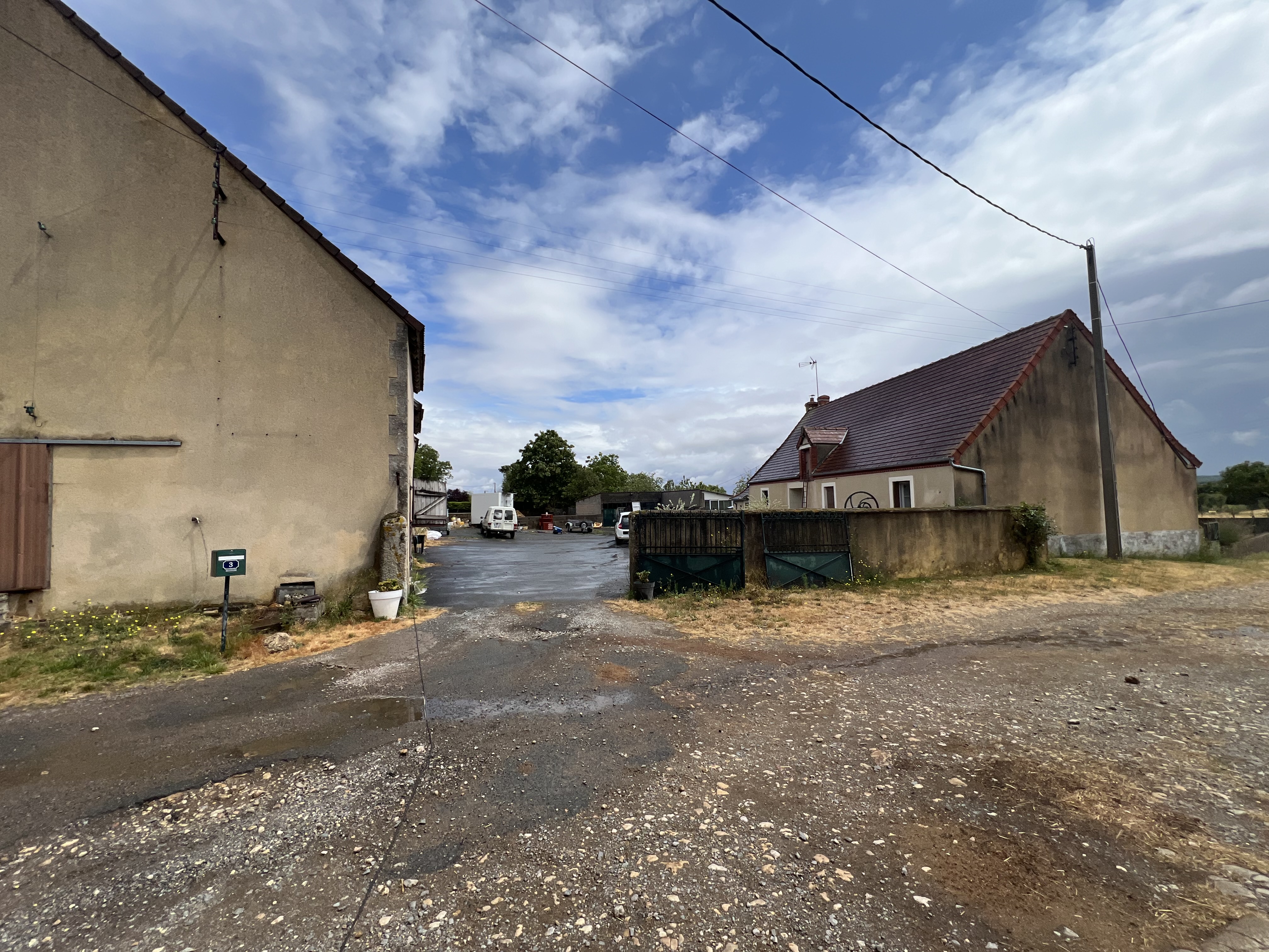 Photo 5 - Corps de ferme avec maison d&rsquo;habitation en campagne !