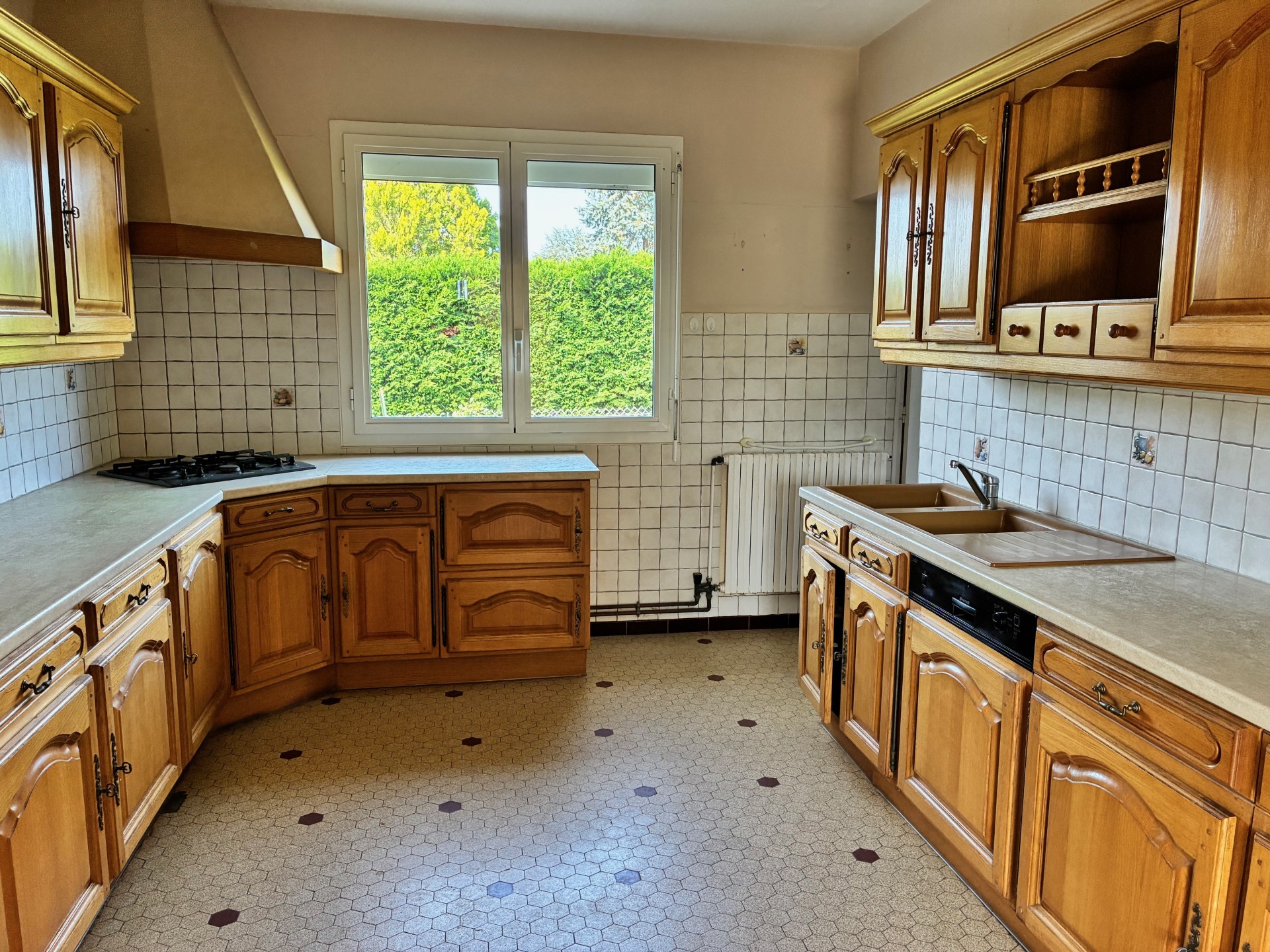 Photo 8 - MAISON DE PLAIN PIED AVEC GARAGE ET PISCINE