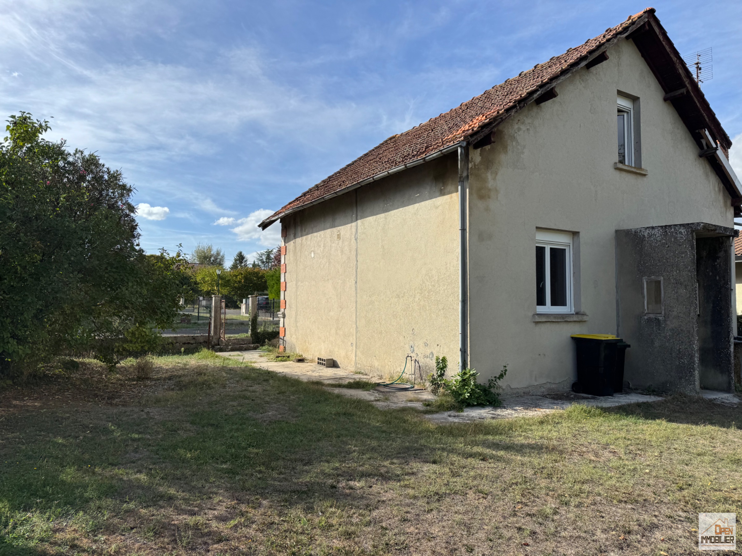 Photo 3 - MAISON DES ANNÉES 30 À RÉNOVER – 95 m² – 3 CHAMBRES – TERRAIN CLOS